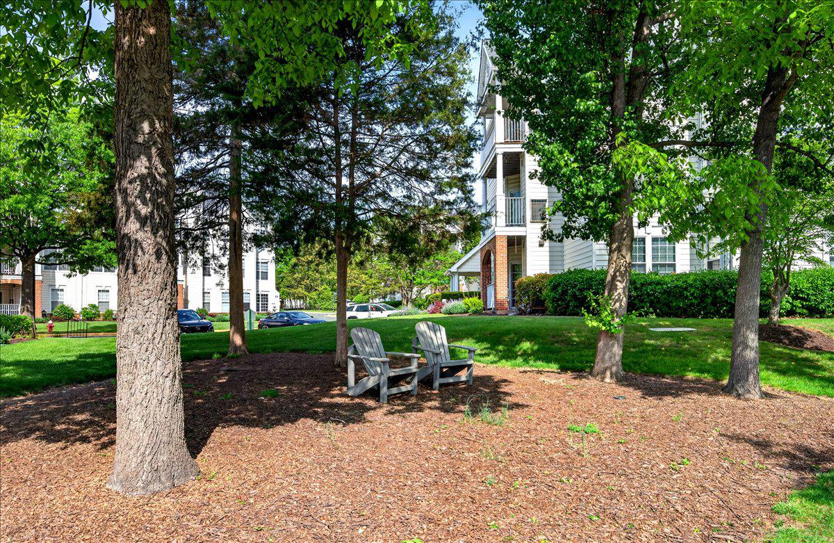 LAKESIDE AT SOUTH RIDING - Residential