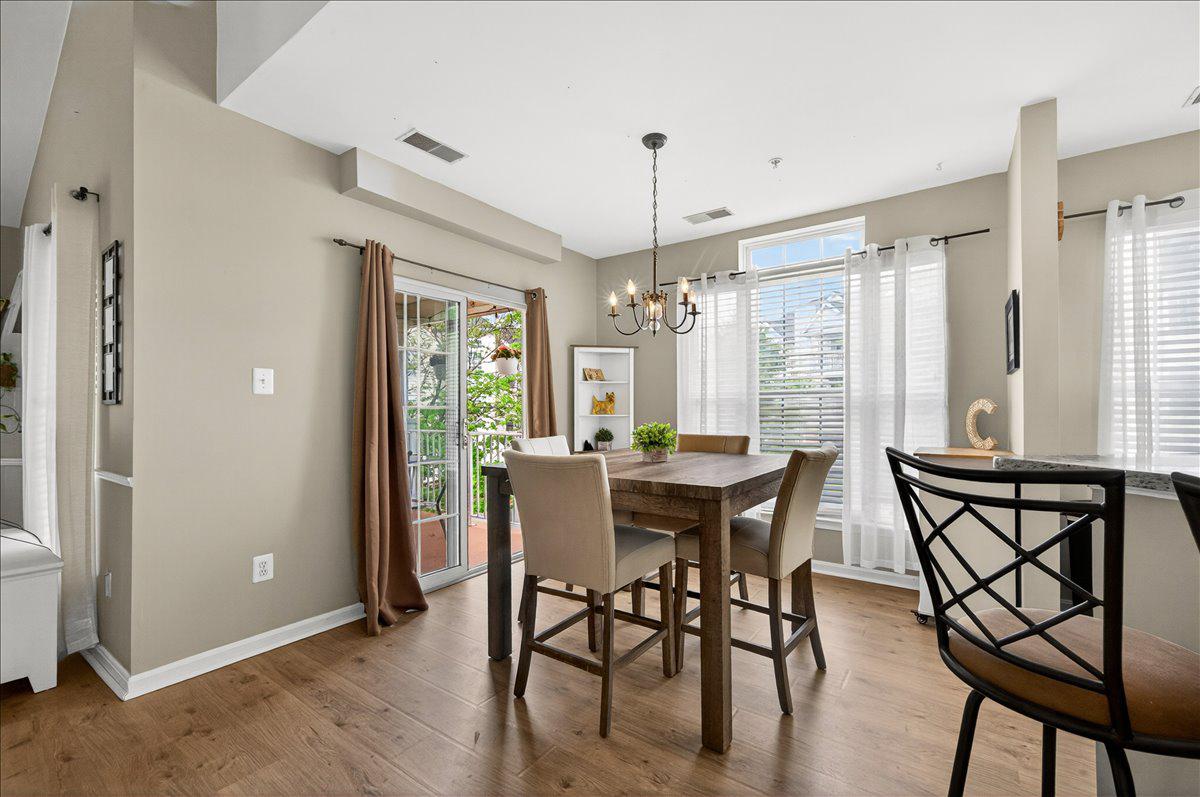 LAKESIDE AT SOUTH RIDING - Residential