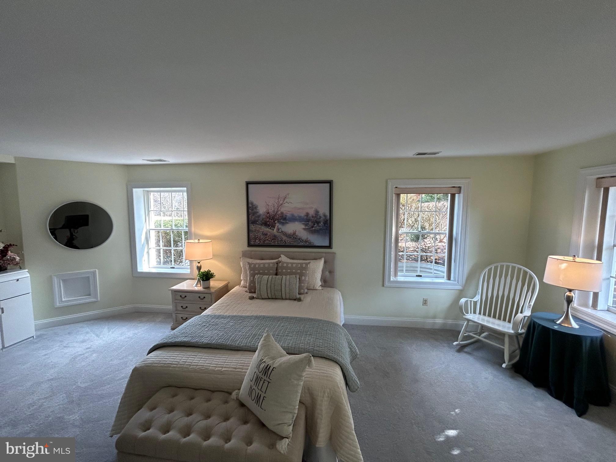 THE CHASE - Residential