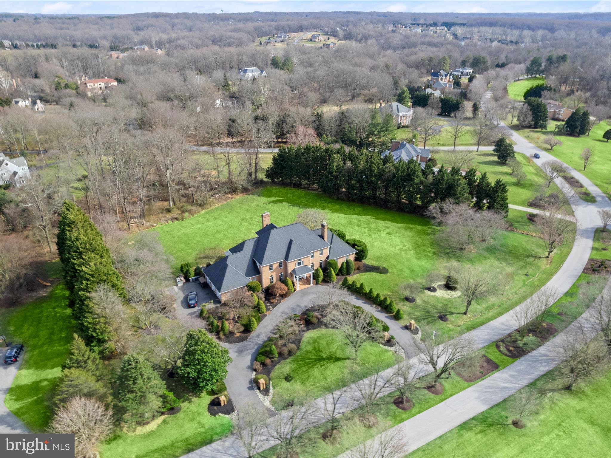 THE CHASE - Residential