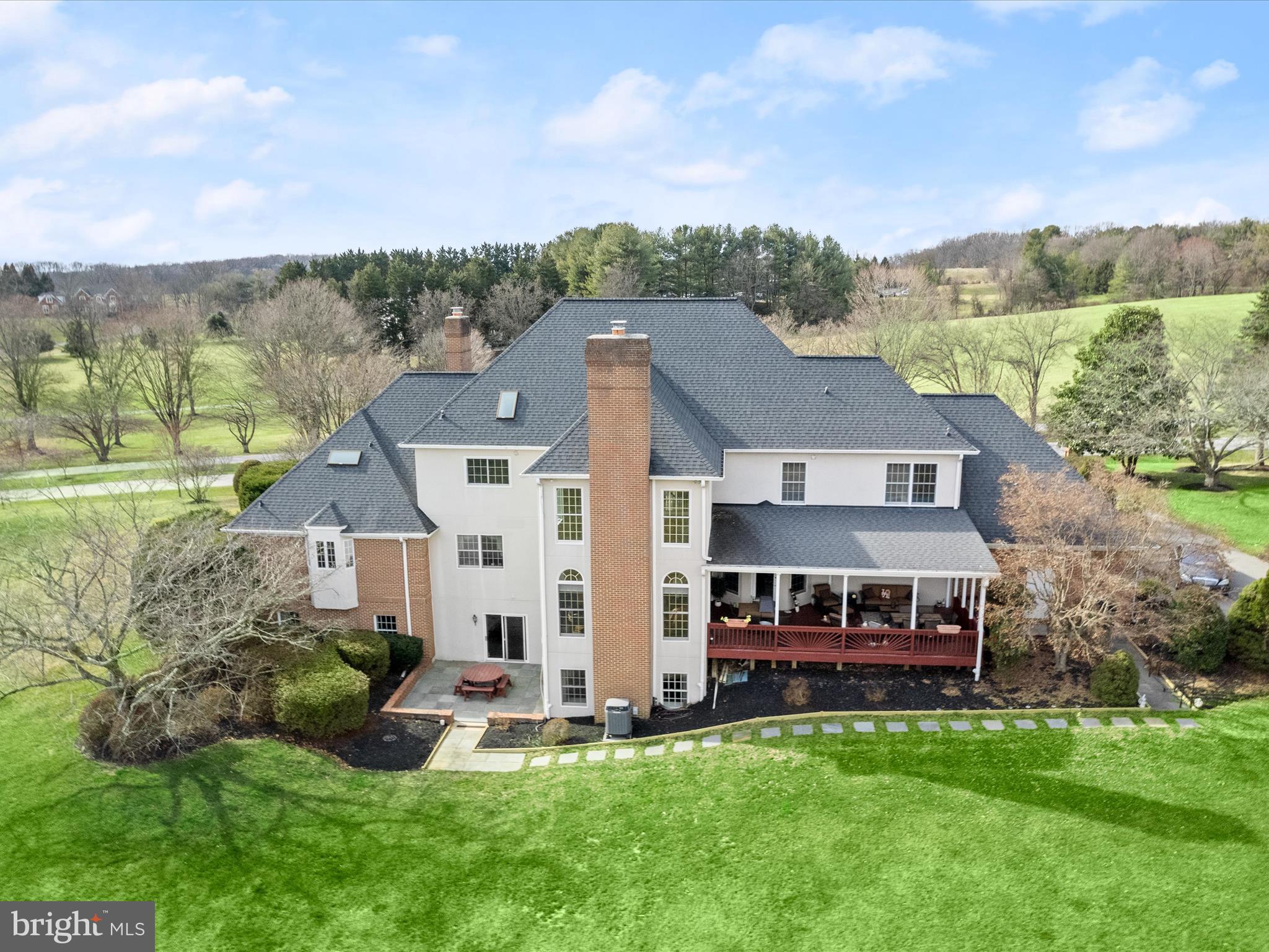 THE CHASE - Residential