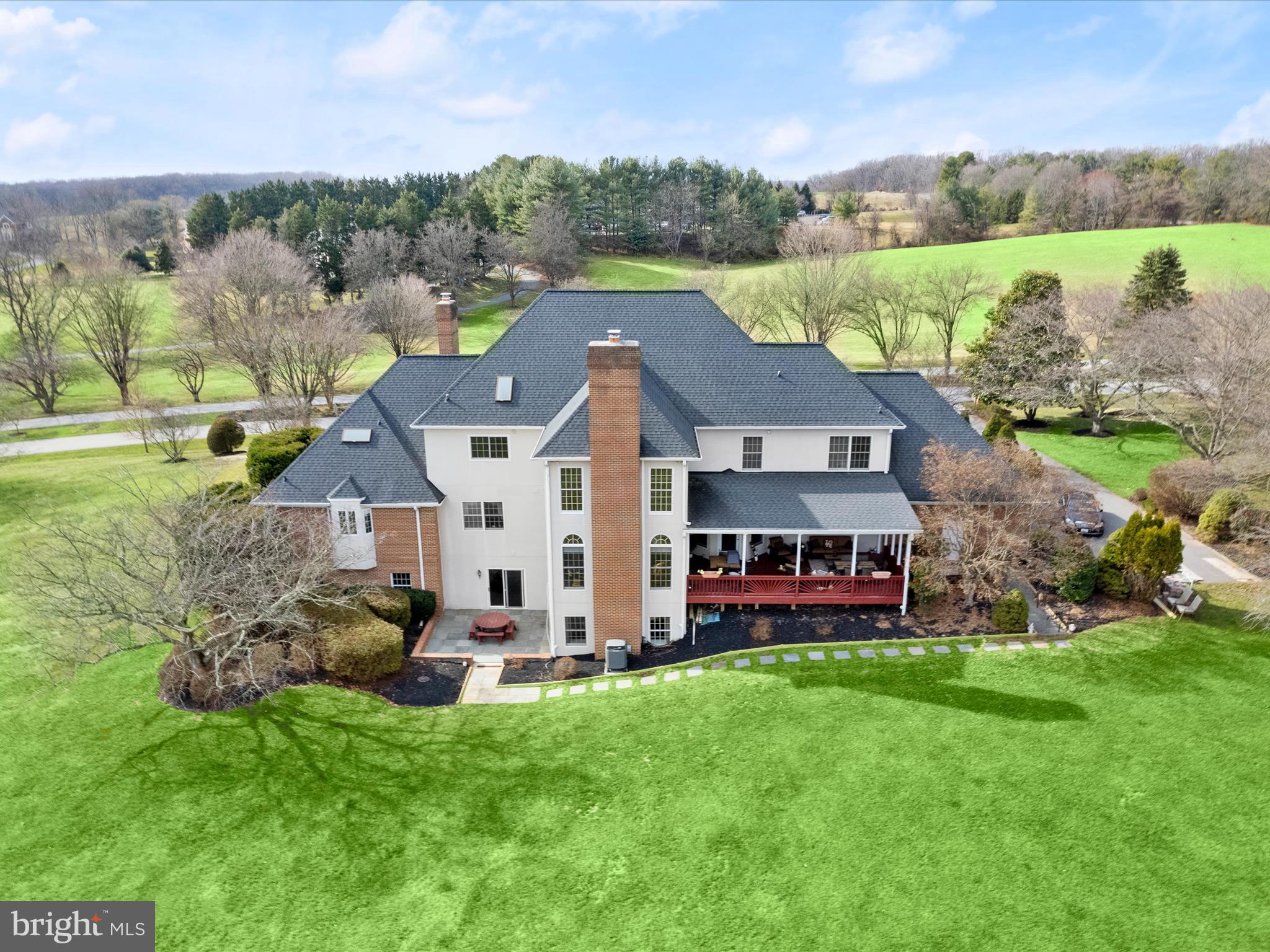 THE CHASE - Residential