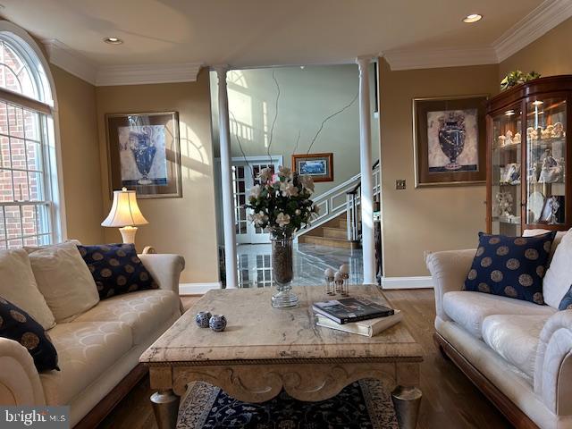 THE CHASE - Residential