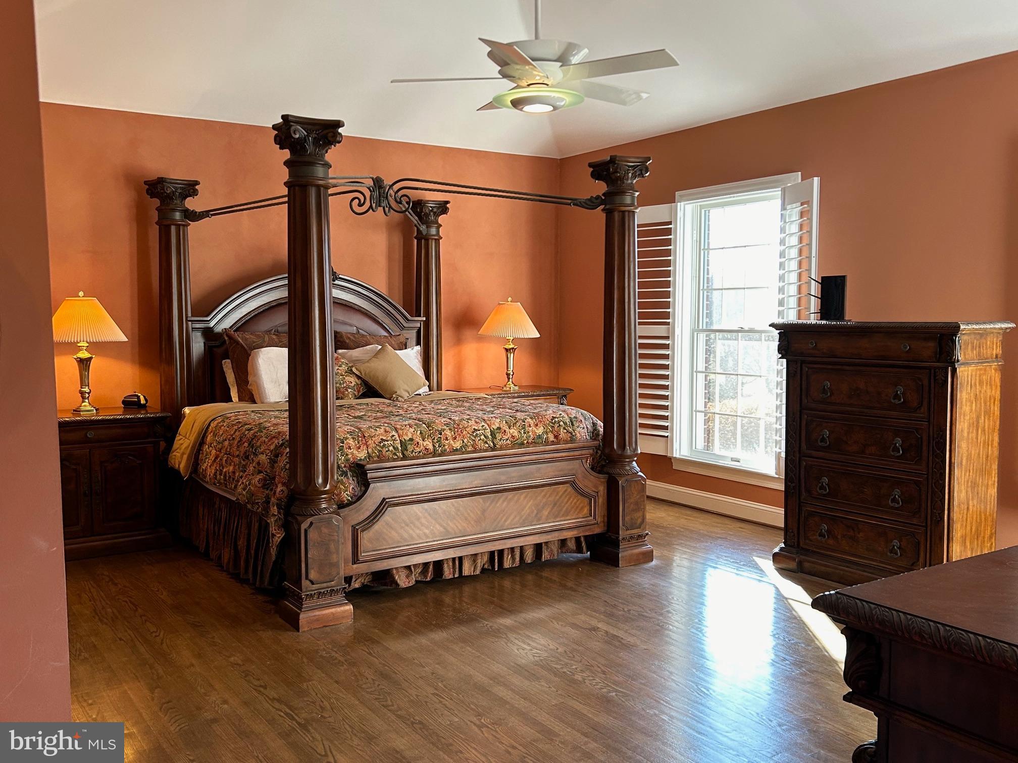 THE CHASE - Residential