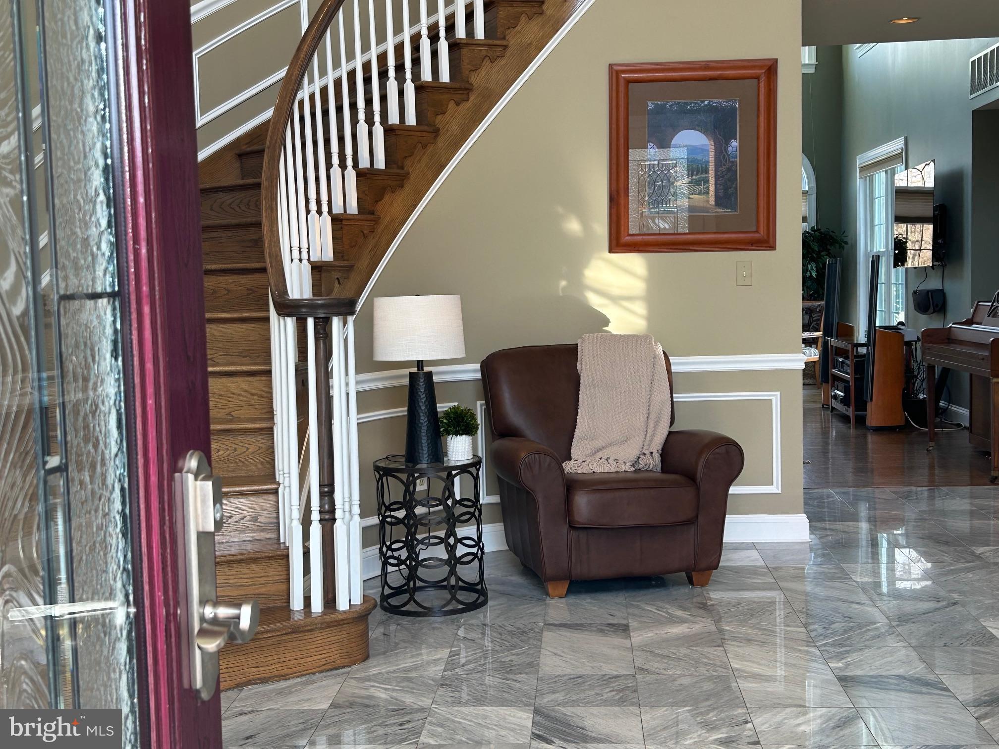 THE CHASE - Residential