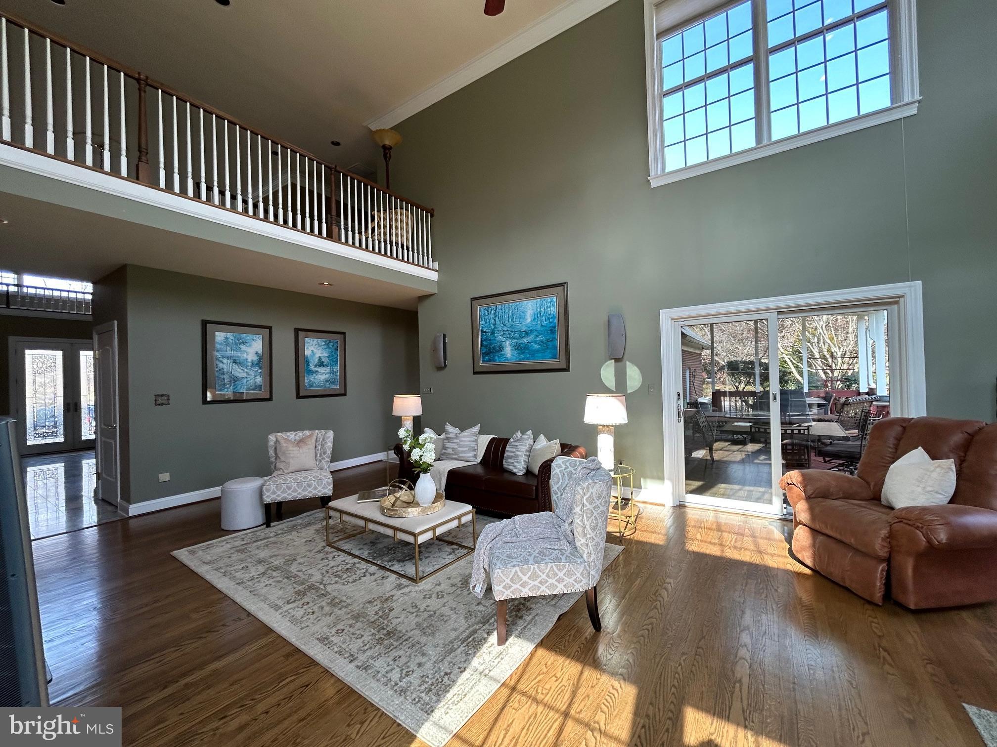 THE CHASE - Residential