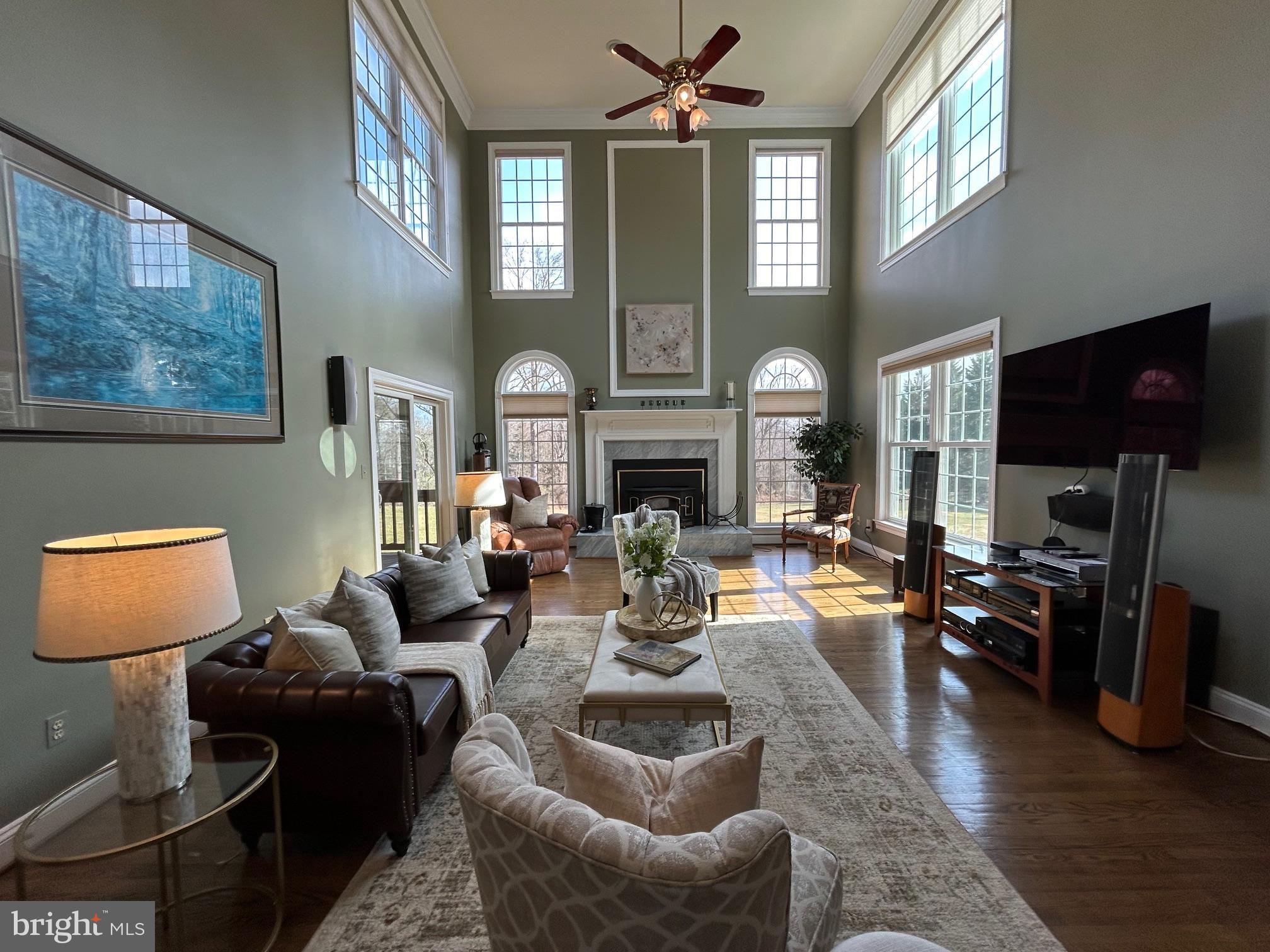 THE CHASE - Residential