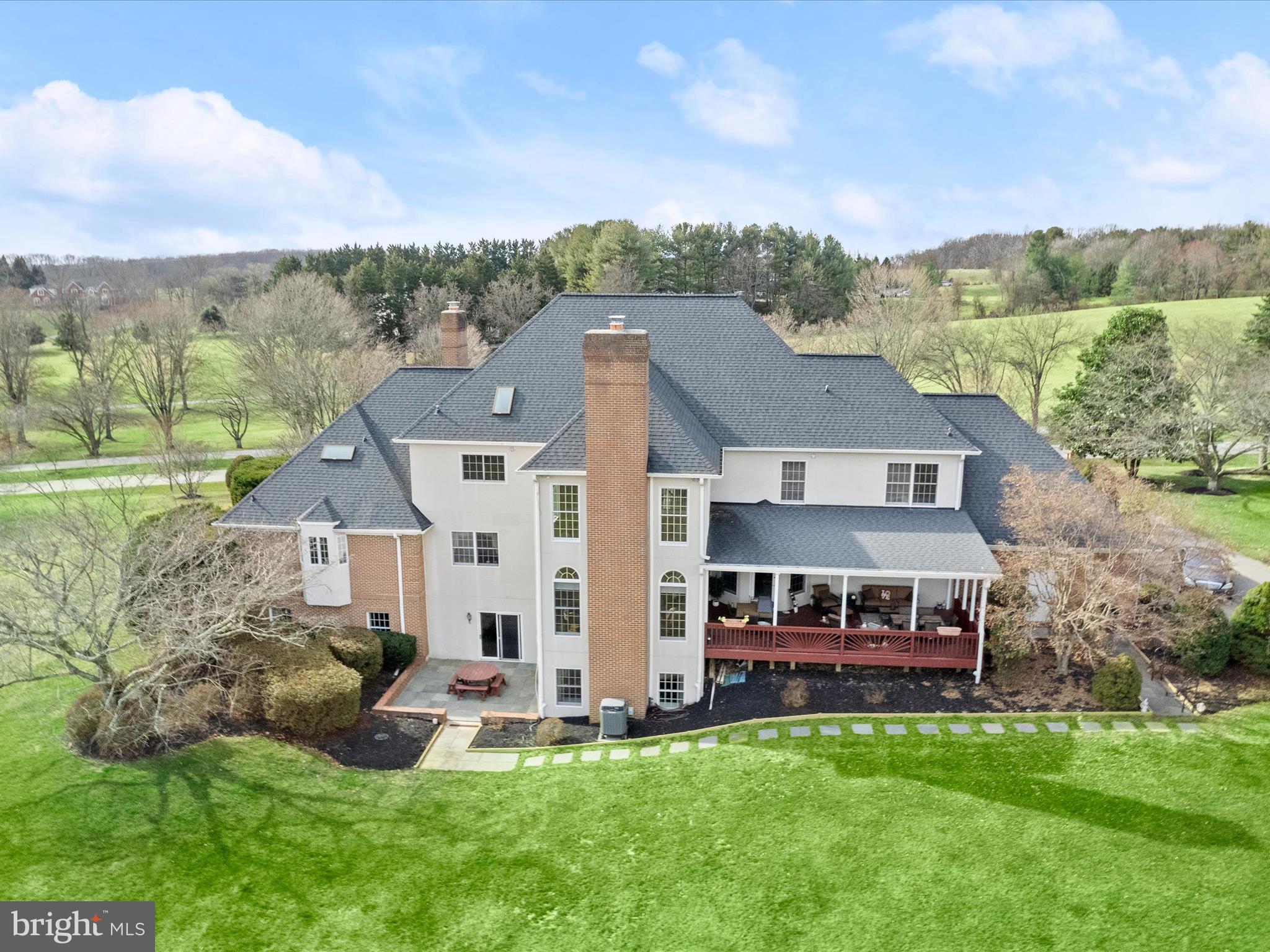 THE CHASE - Residential