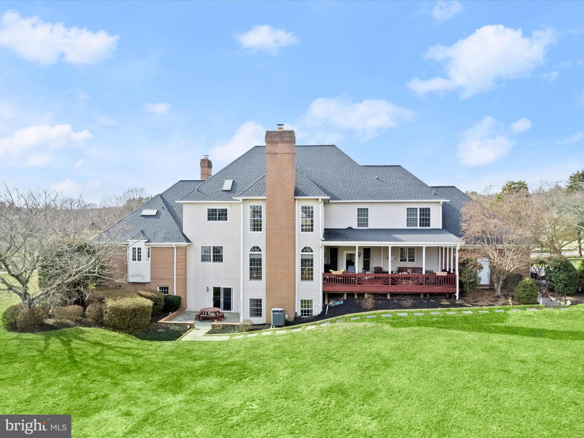 THE CHASE - Residential