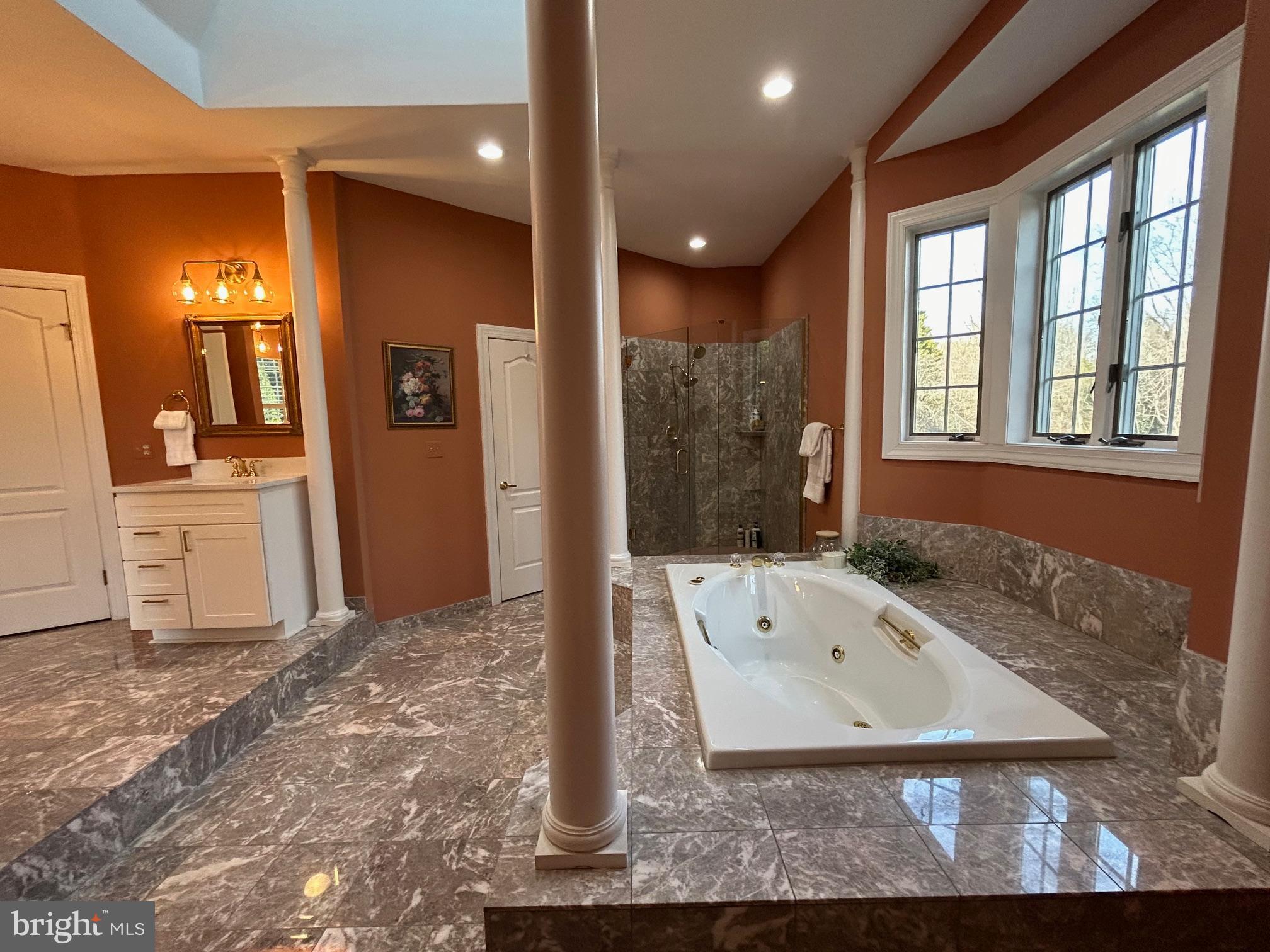 THE CHASE - Residential