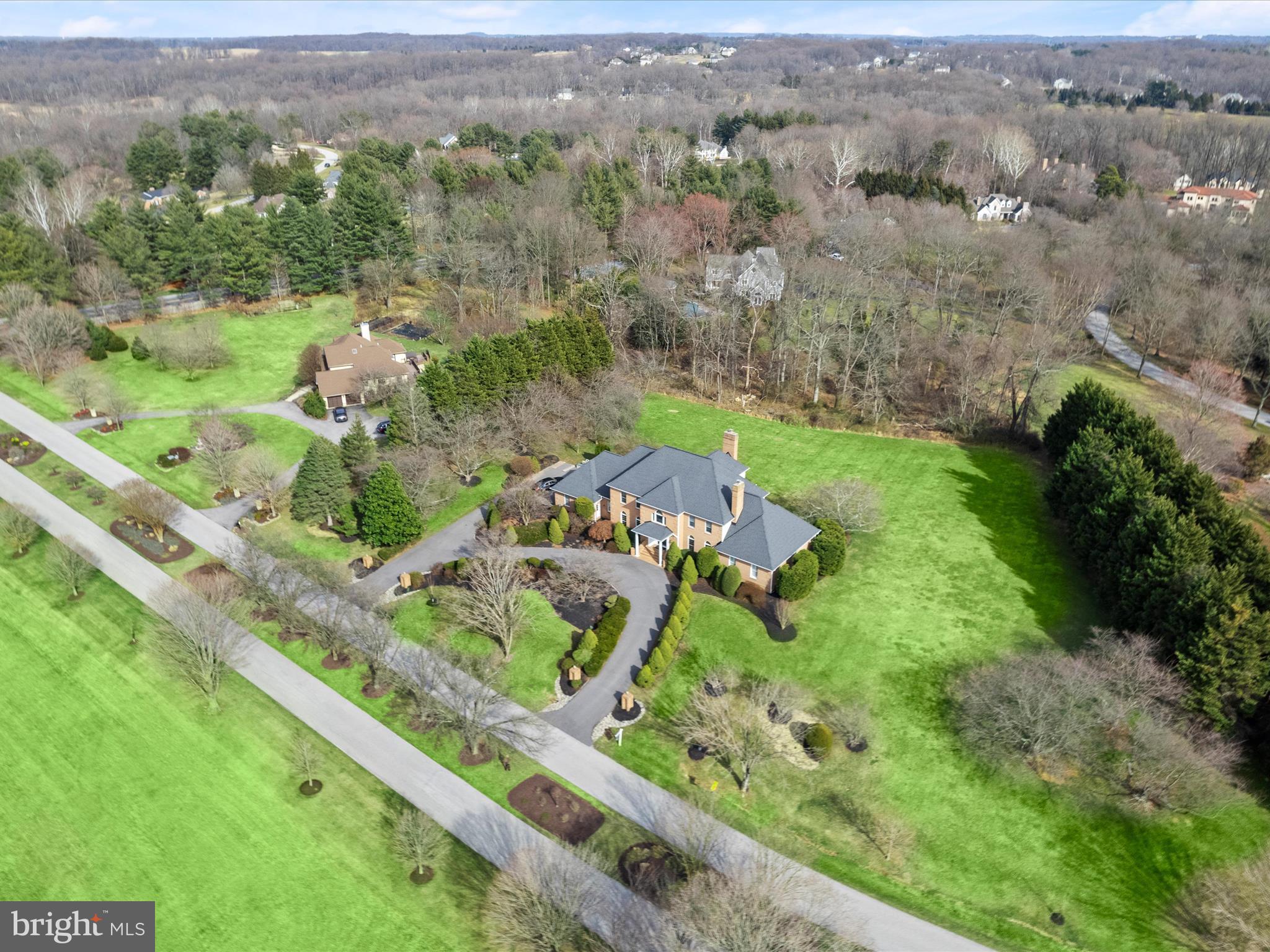 THE CHASE - Residential