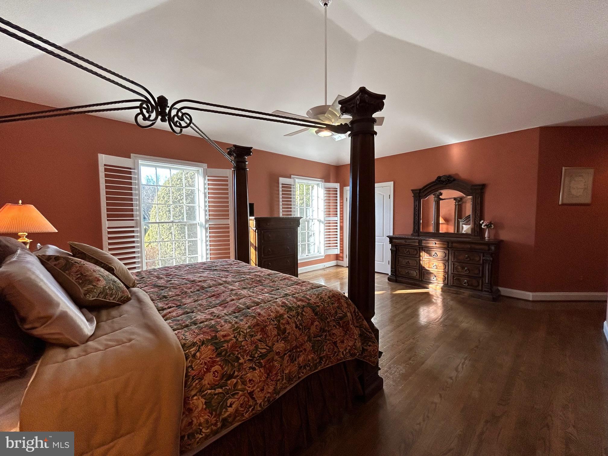 THE CHASE - Residential