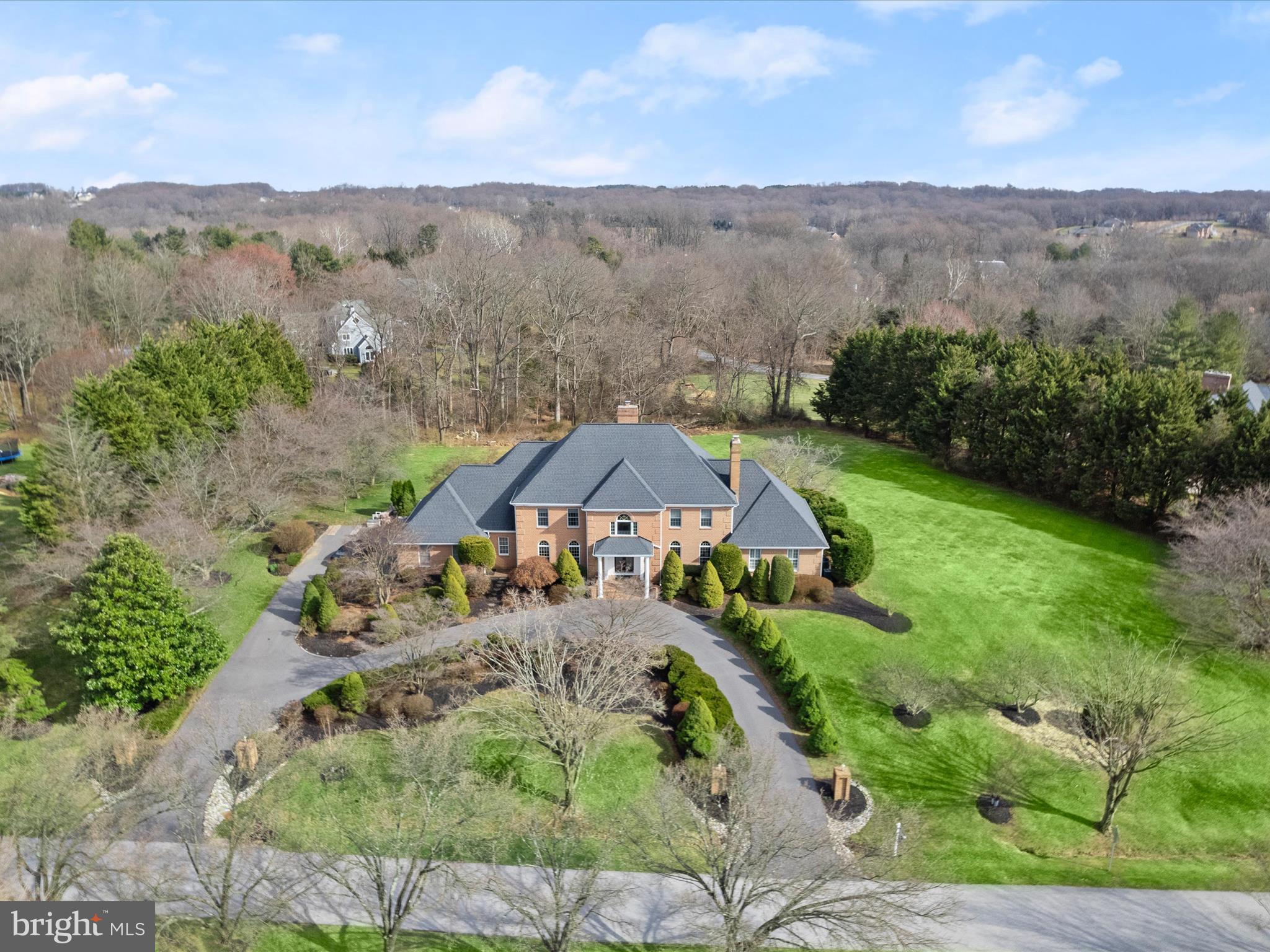 THE CHASE - Residential