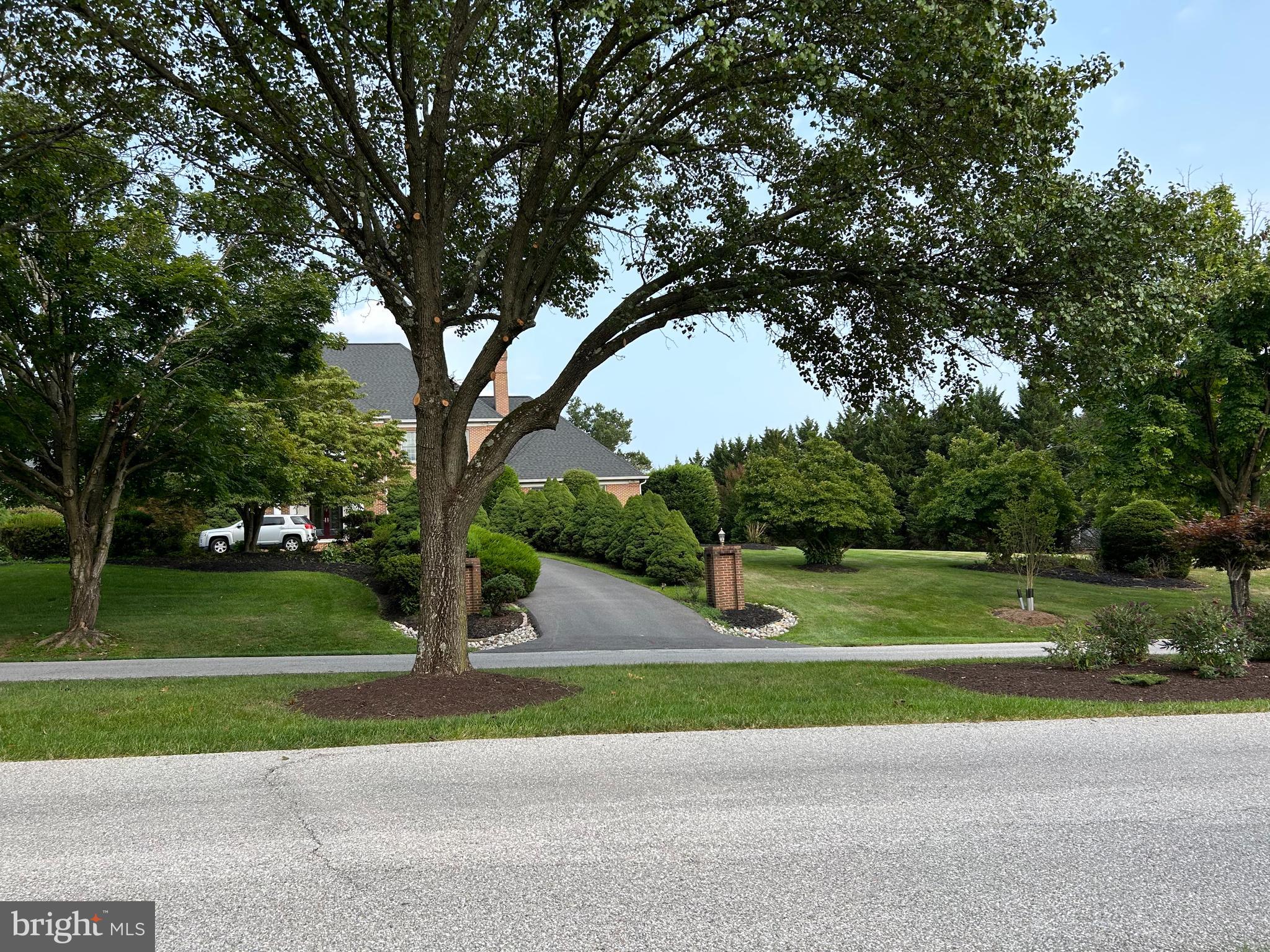 THE CHASE - Residential