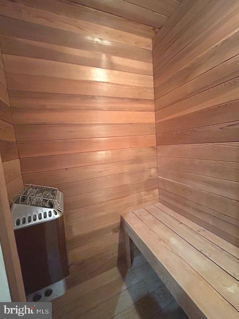 THE CHASE - Residential