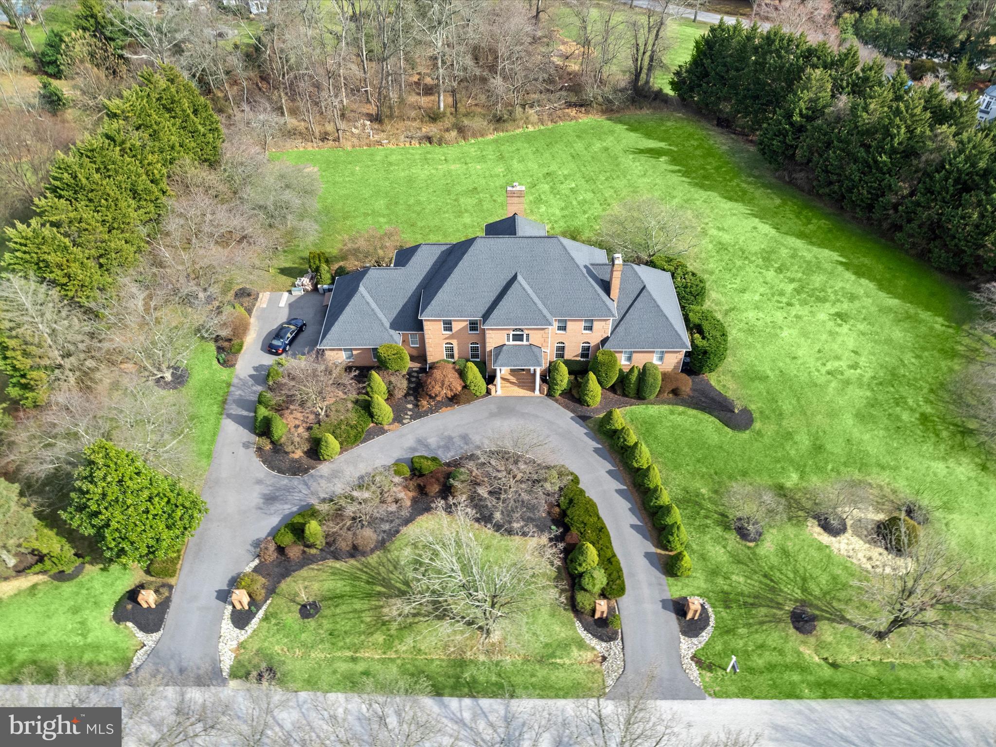 THE CHASE - Residential