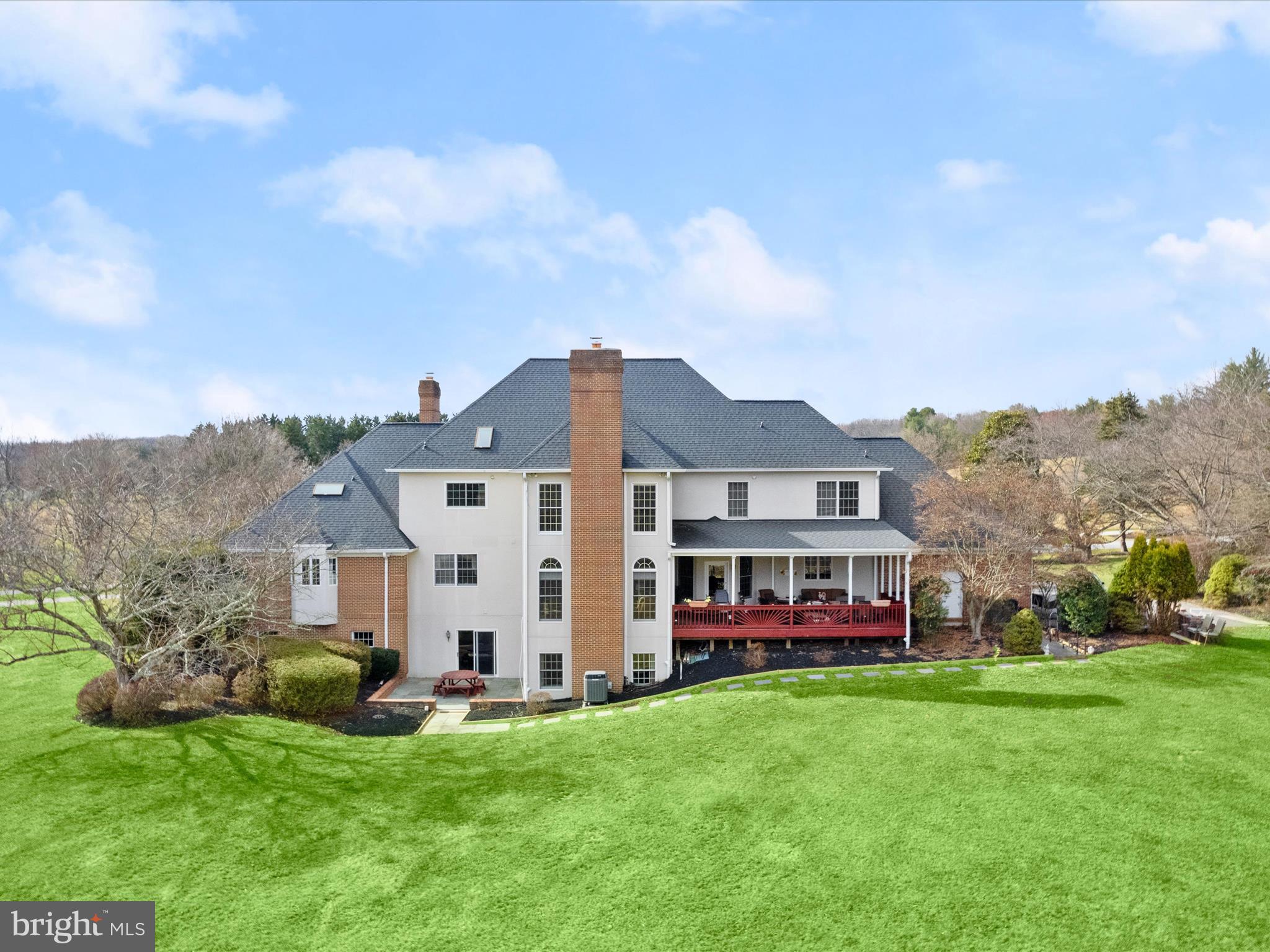 THE CHASE - Residential