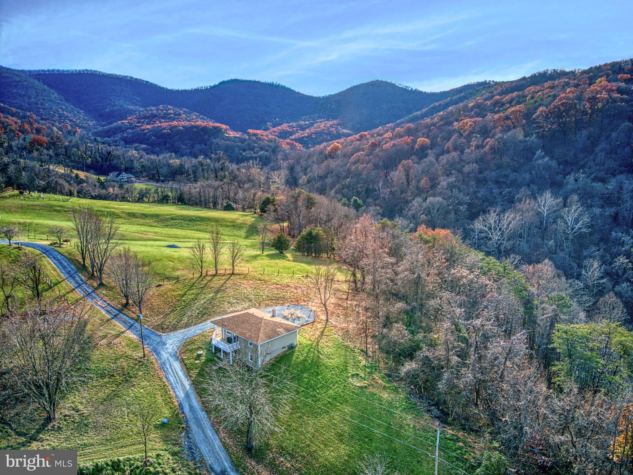 220 VIEW MOUNTAIN ROAD