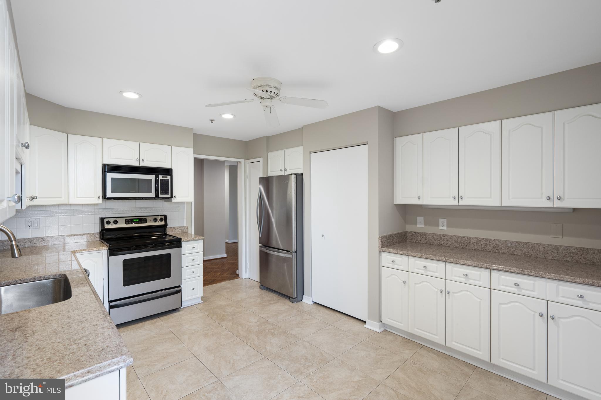 ANNEN WOODS - Residential