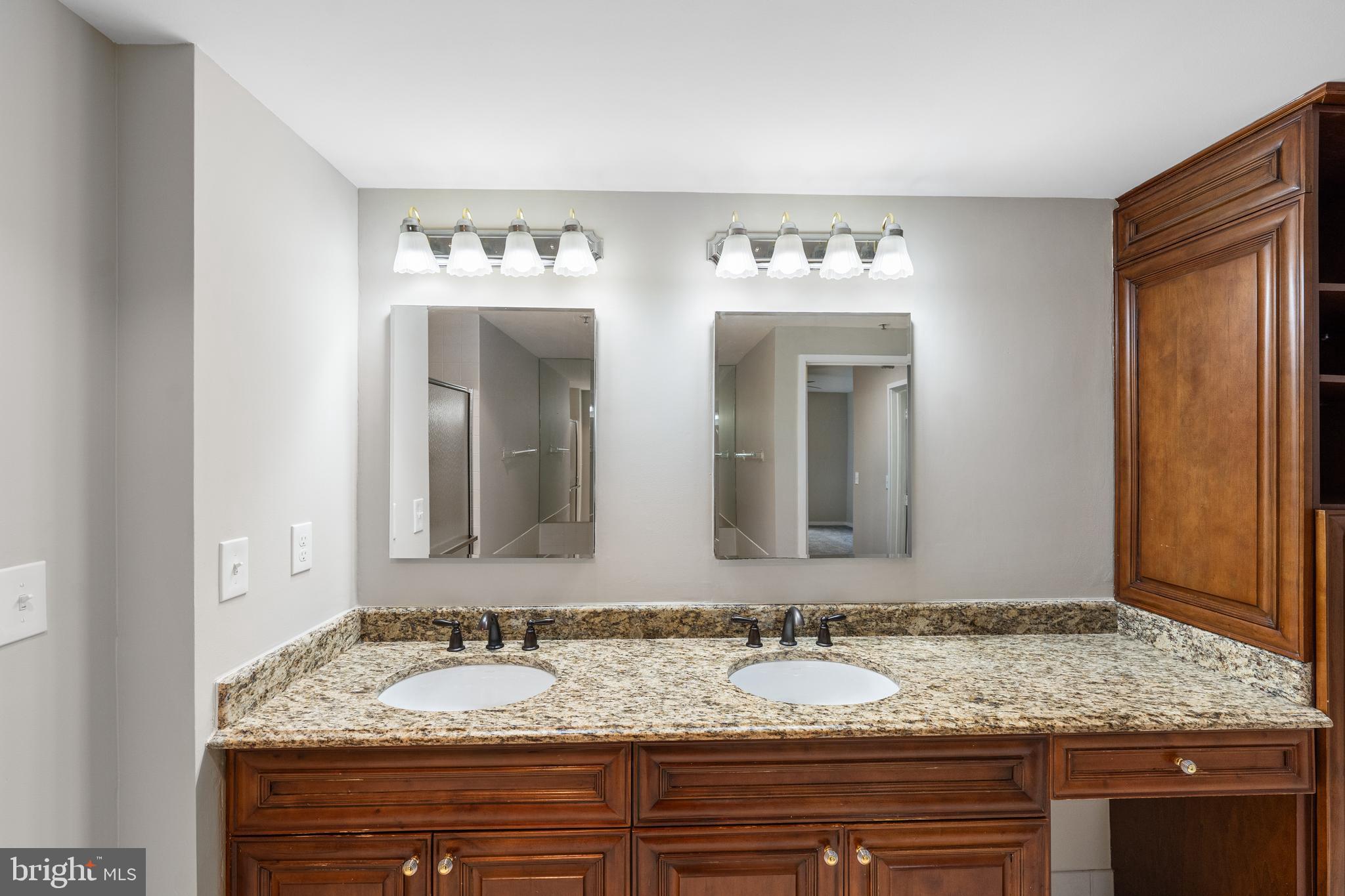 ANNEN WOODS - Residential