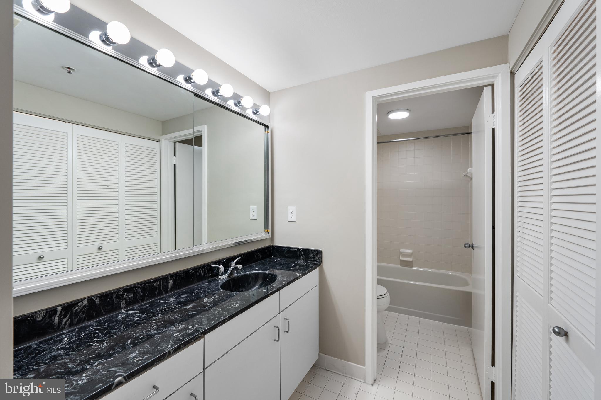 ANNEN WOODS - Residential