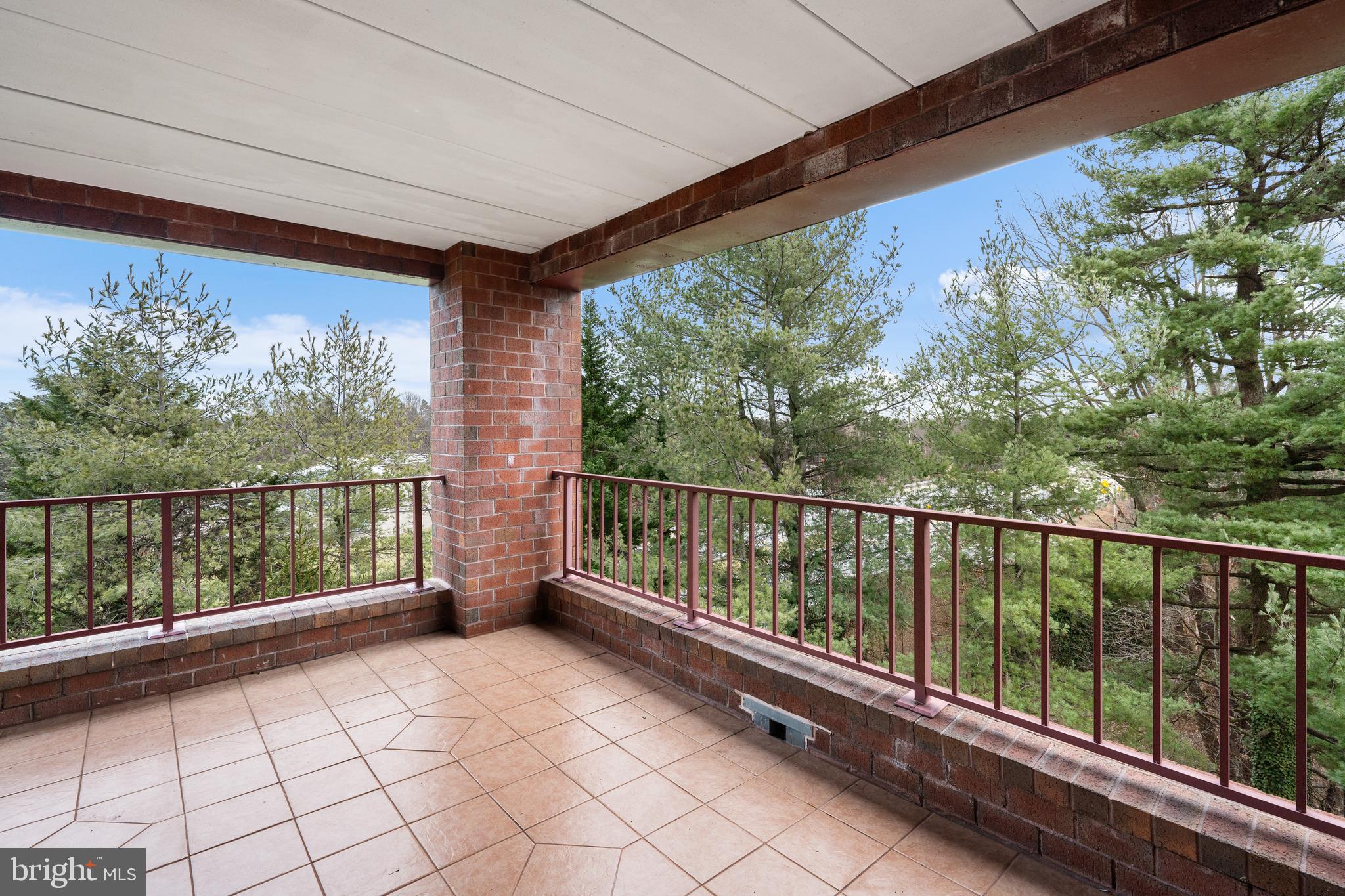 ANNEN WOODS - Residential