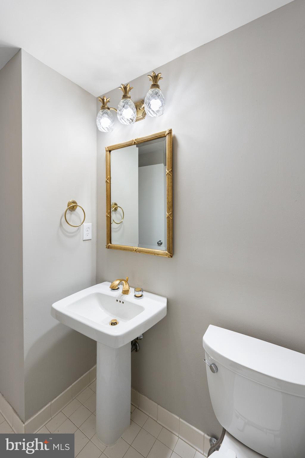 ANNEN WOODS - Residential