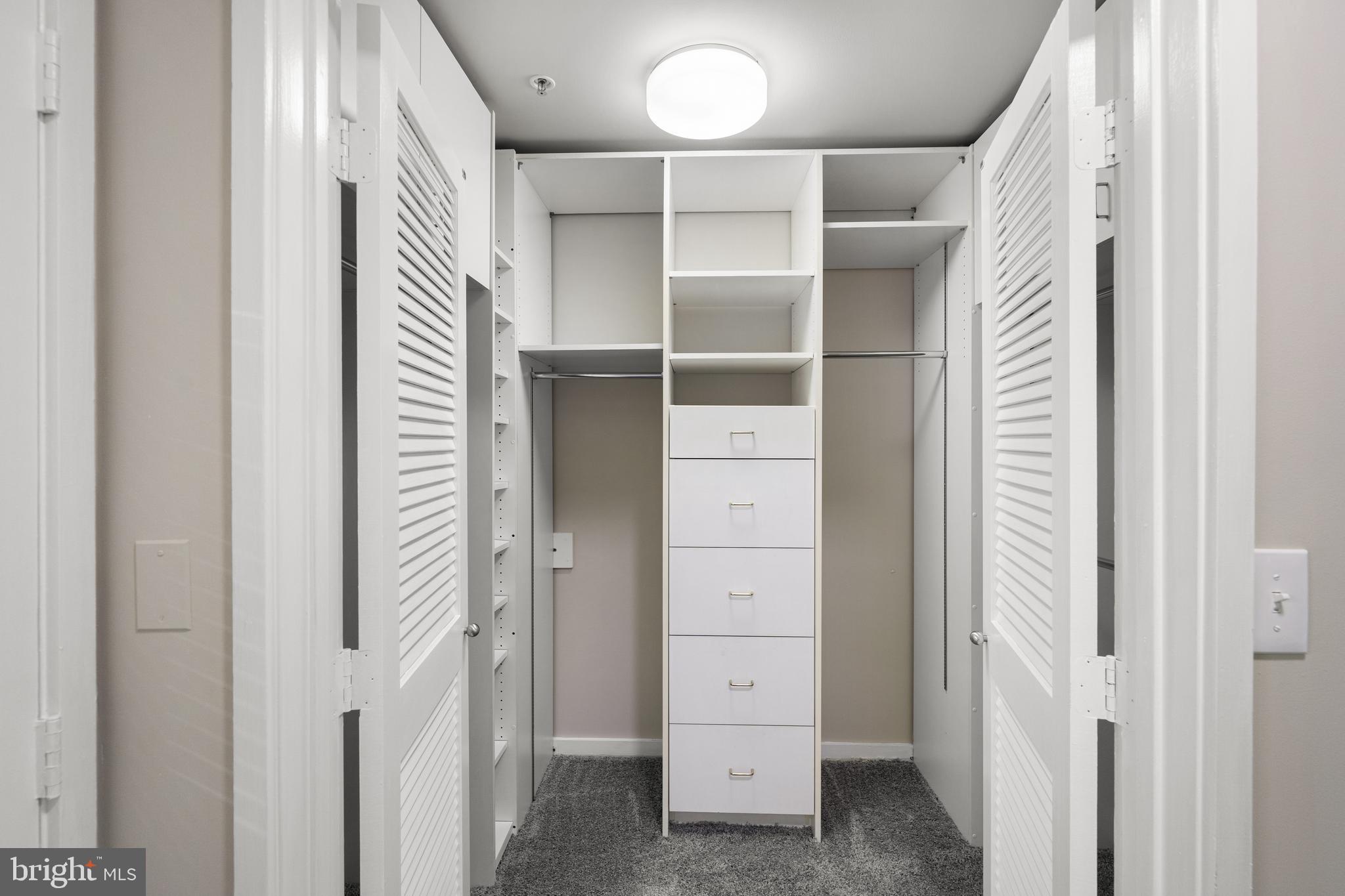 ANNEN WOODS - Residential