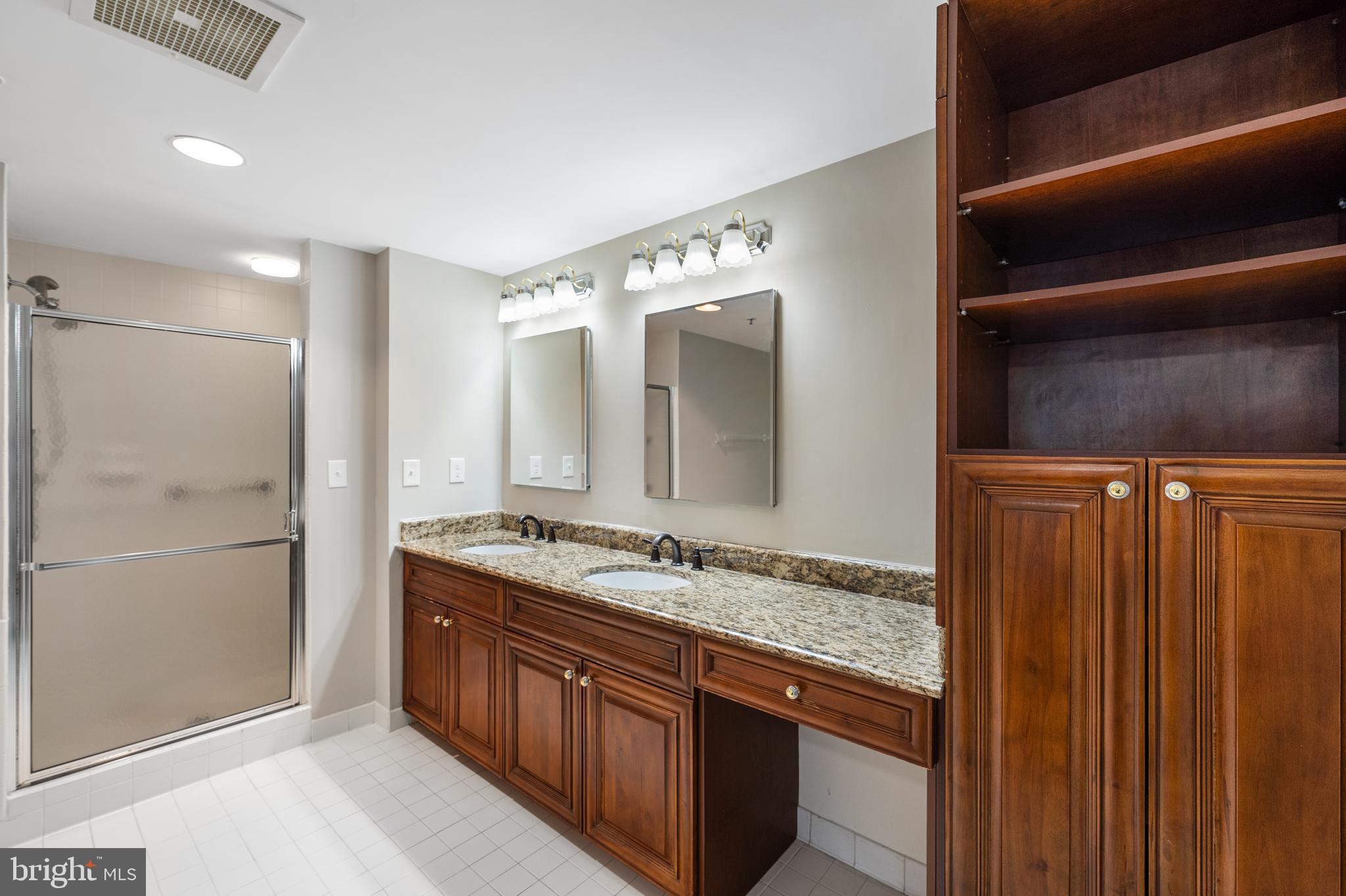 ANNEN WOODS - Residential