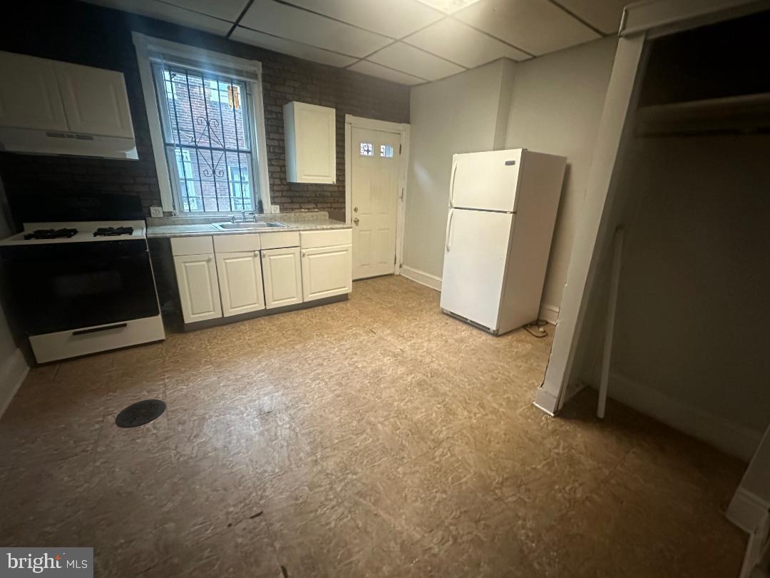 NORTH CENTRAL - Residential Lease