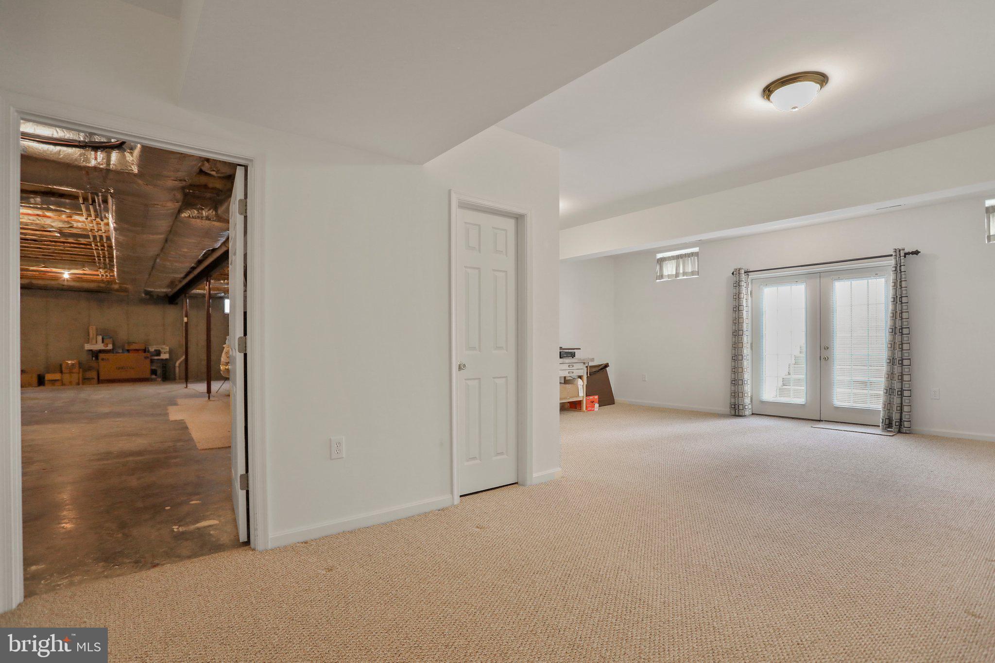 BROOKFIELD ON THE POTOMAC - Residential