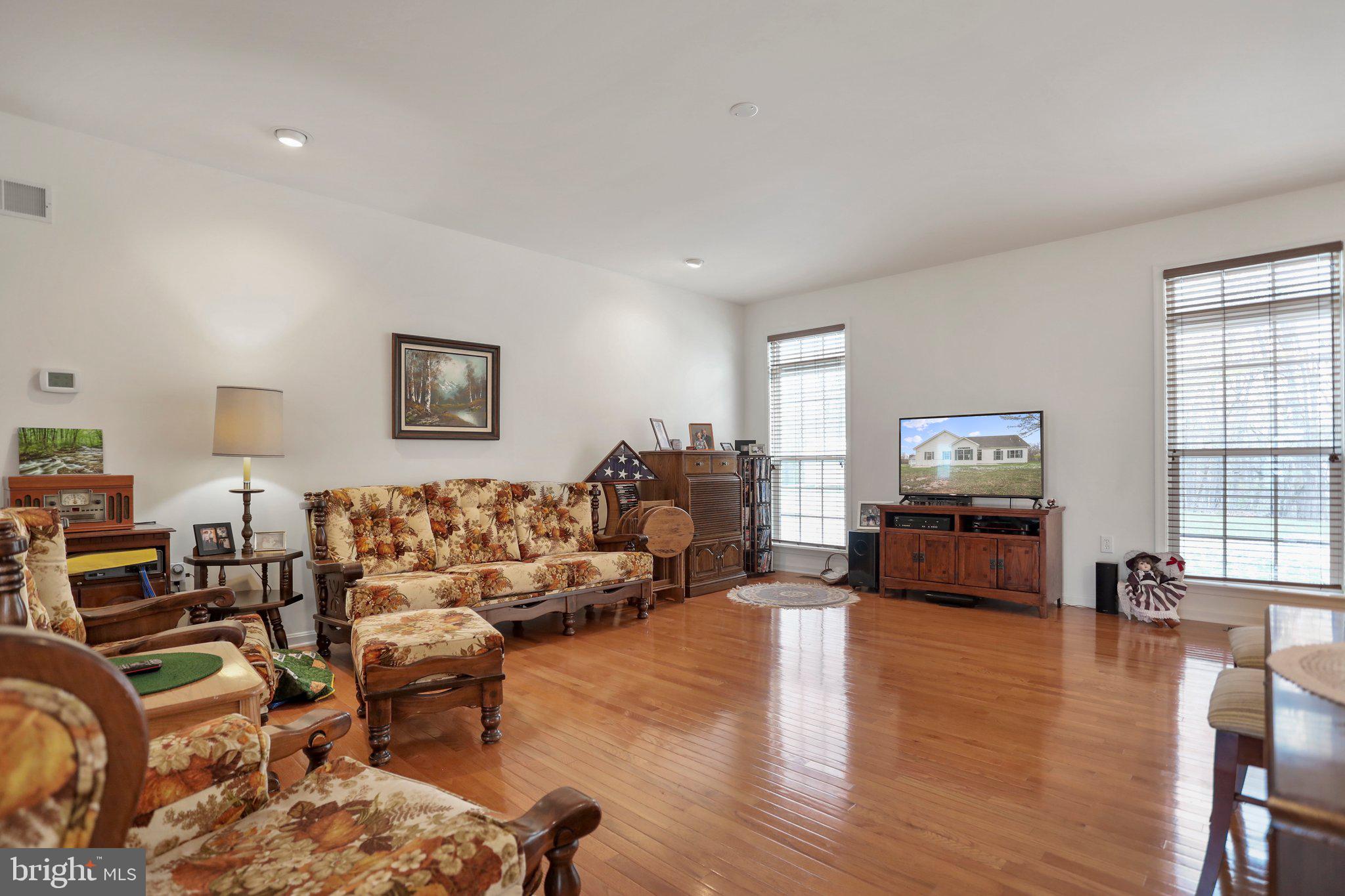 BROOKFIELD ON THE POTOMAC - Residential