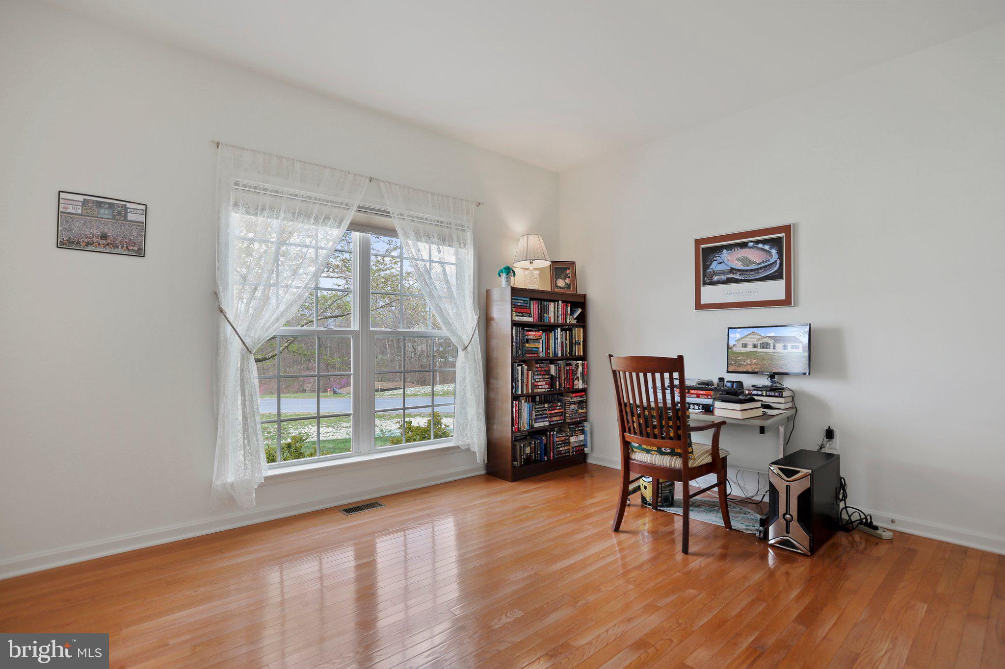 BROOKFIELD ON THE POTOMAC - Residential