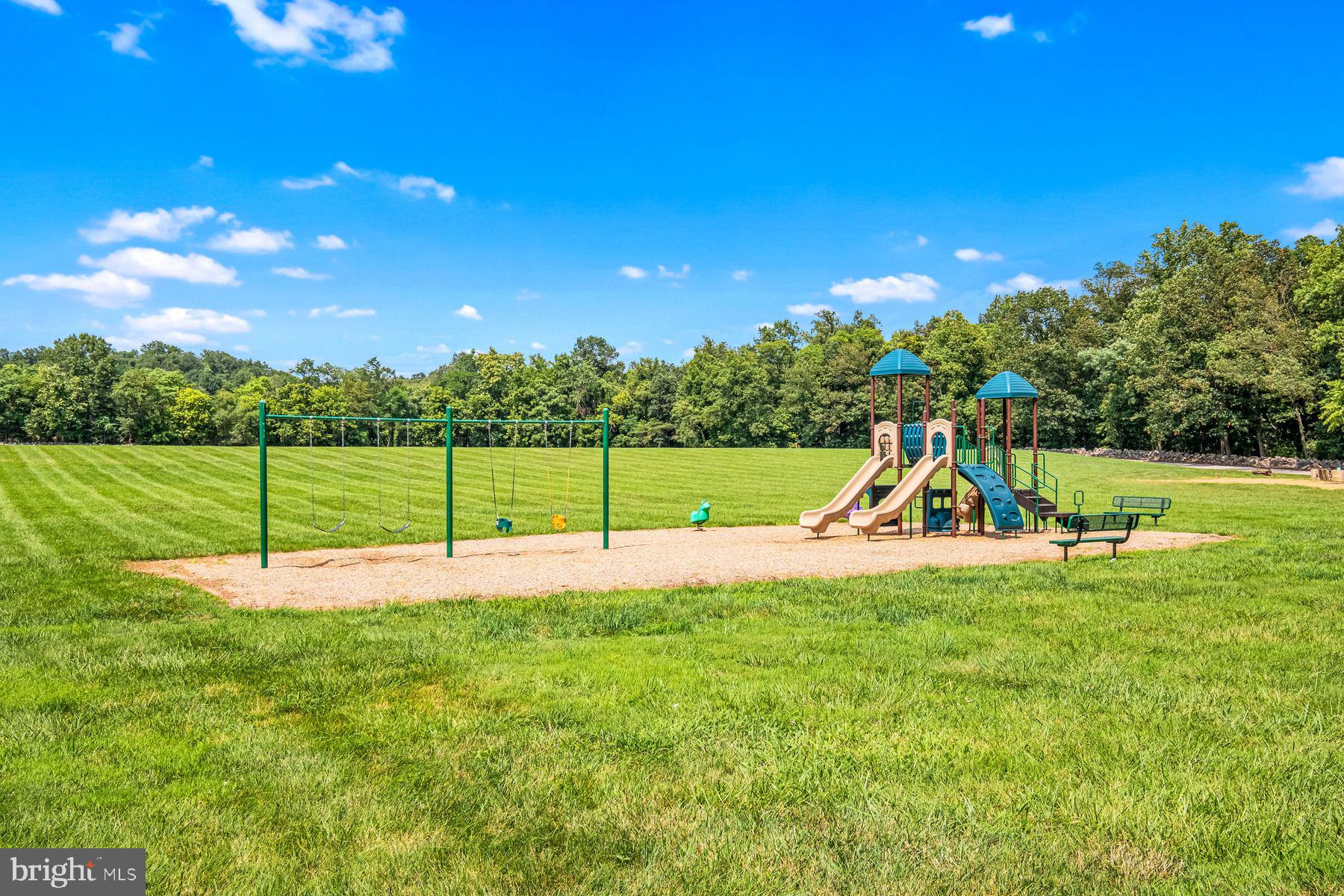 BROOKFIELD ON THE POTOMAC - Residential