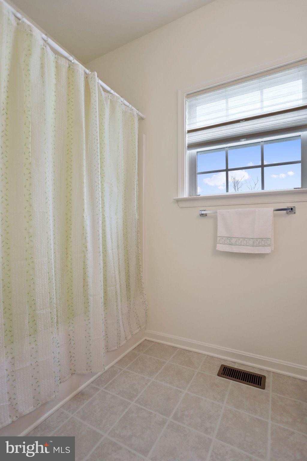 BROOKFIELD ON THE POTOMAC - Residential