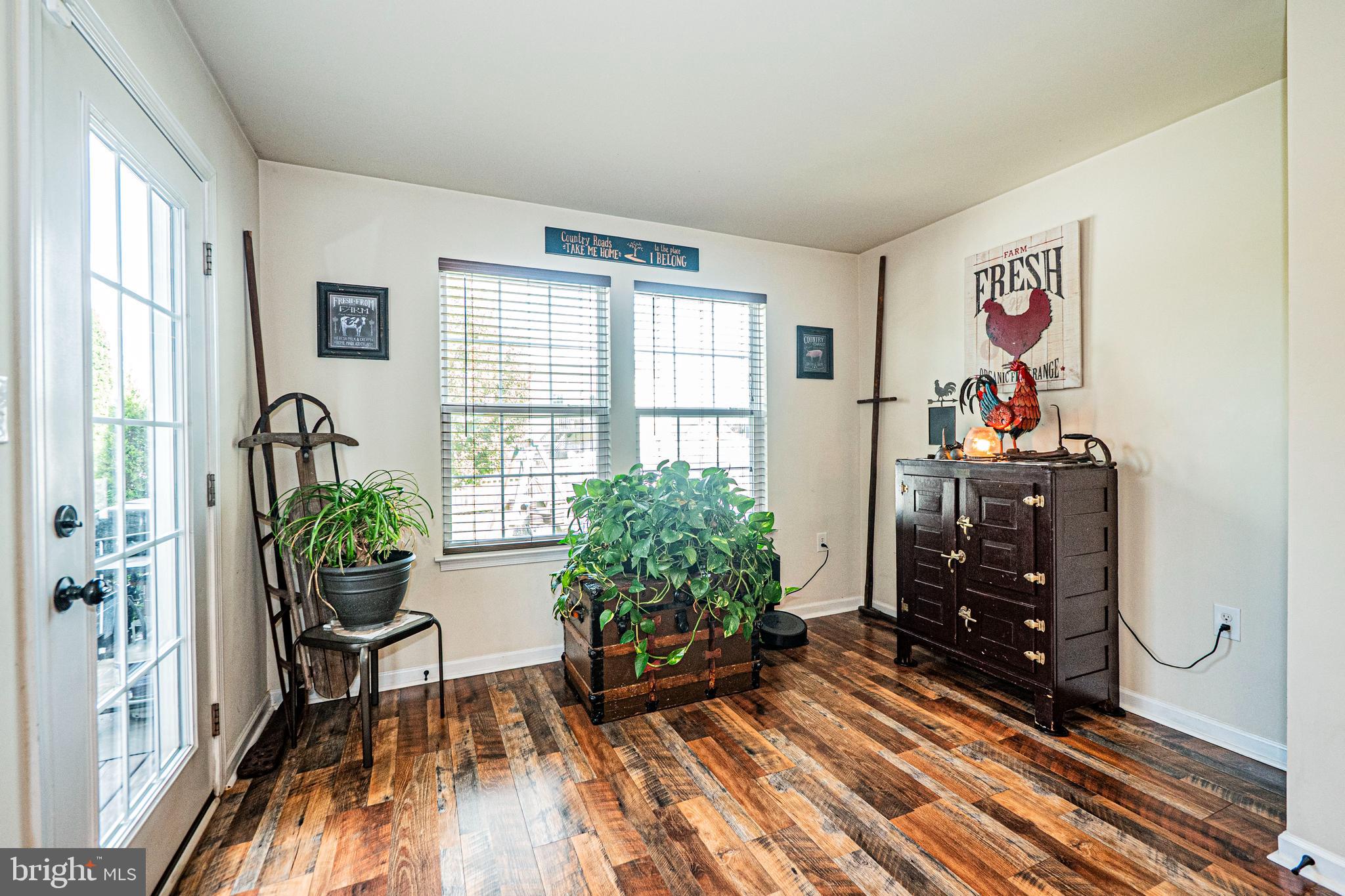 KENSINGTON TERRACE - Residential