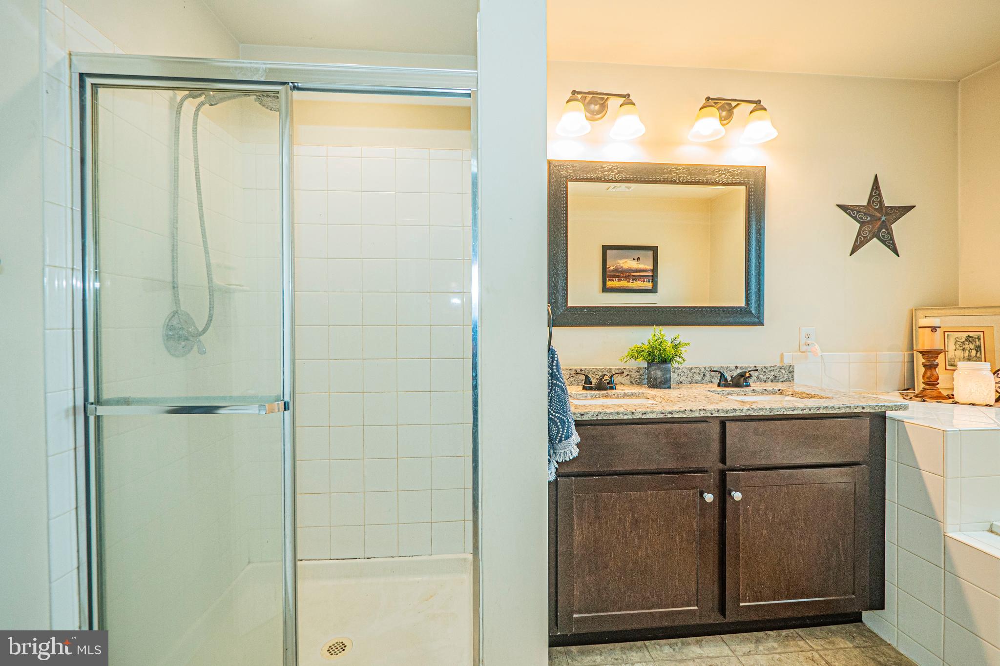 KENSINGTON TERRACE - Residential