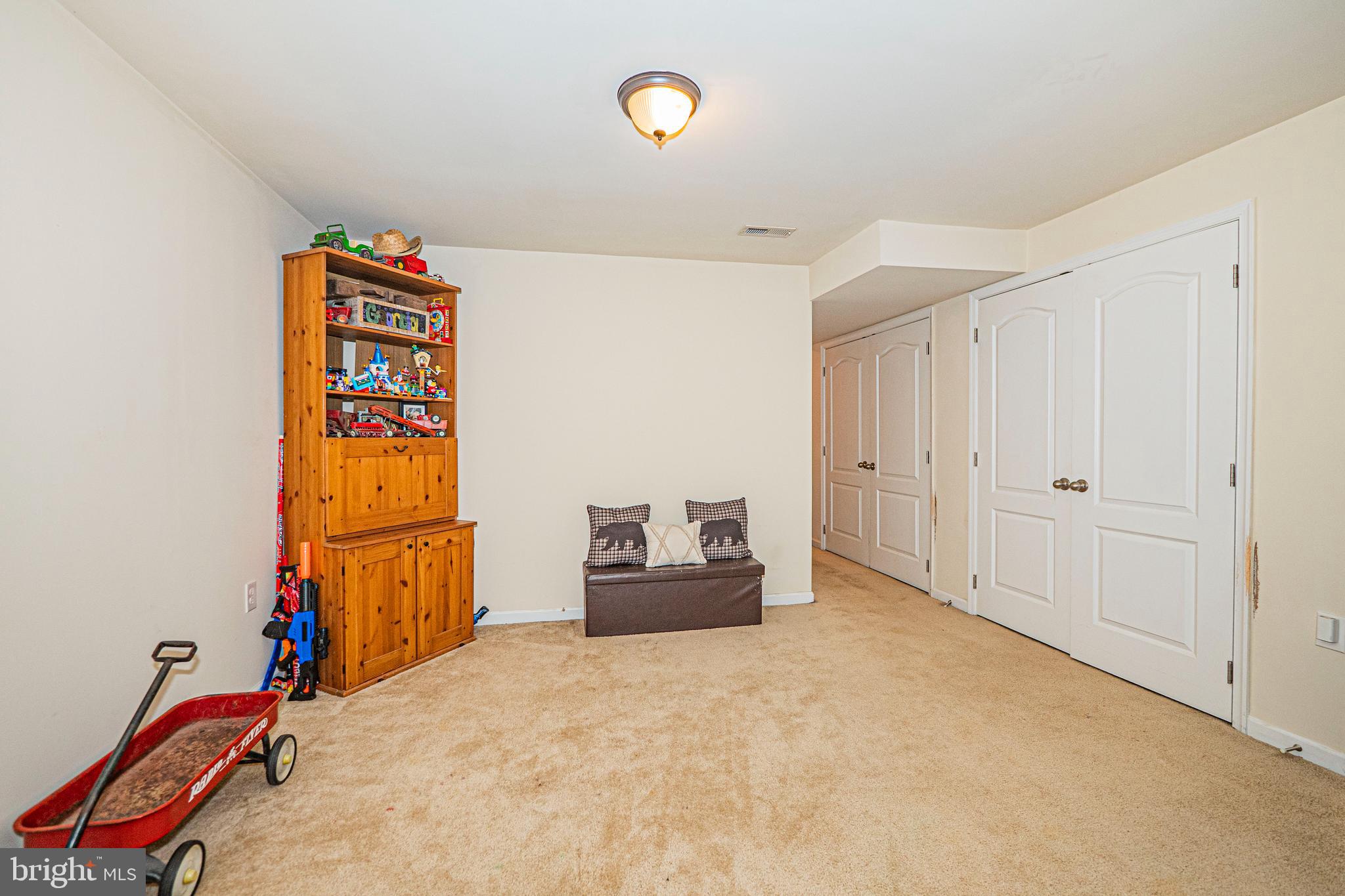 KENSINGTON TERRACE - Residential