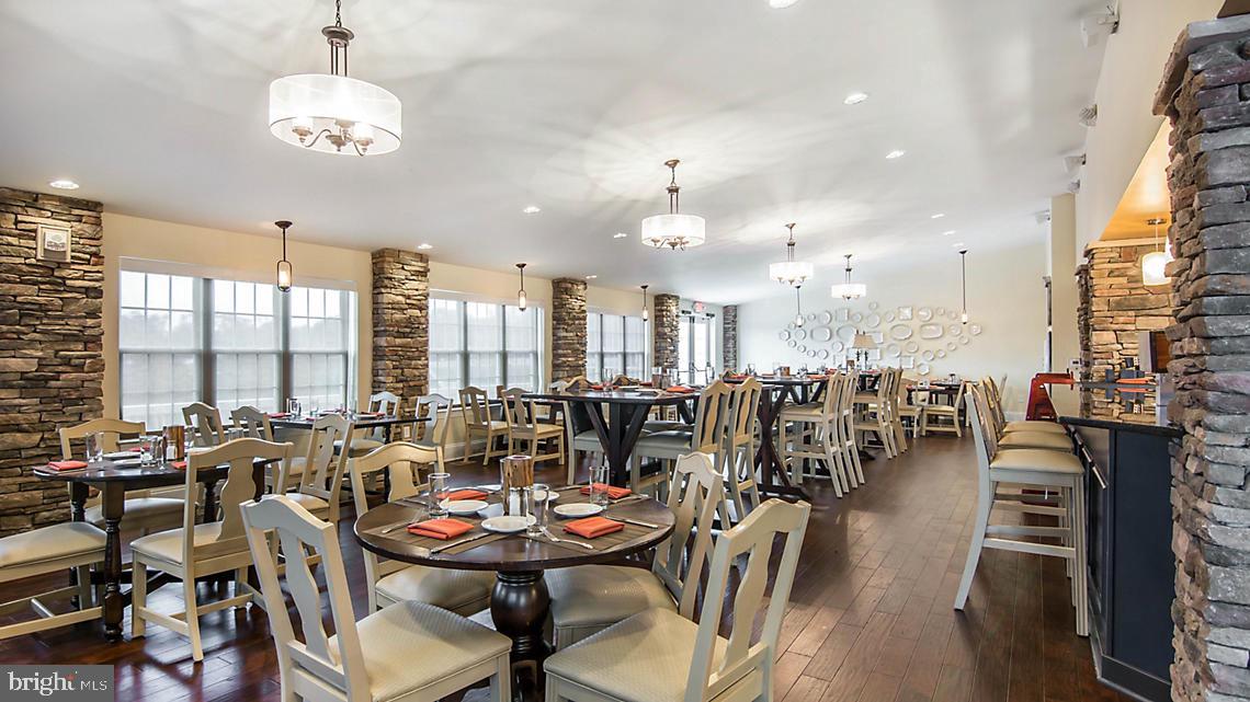 SHENANDOAH CROSSING - Land