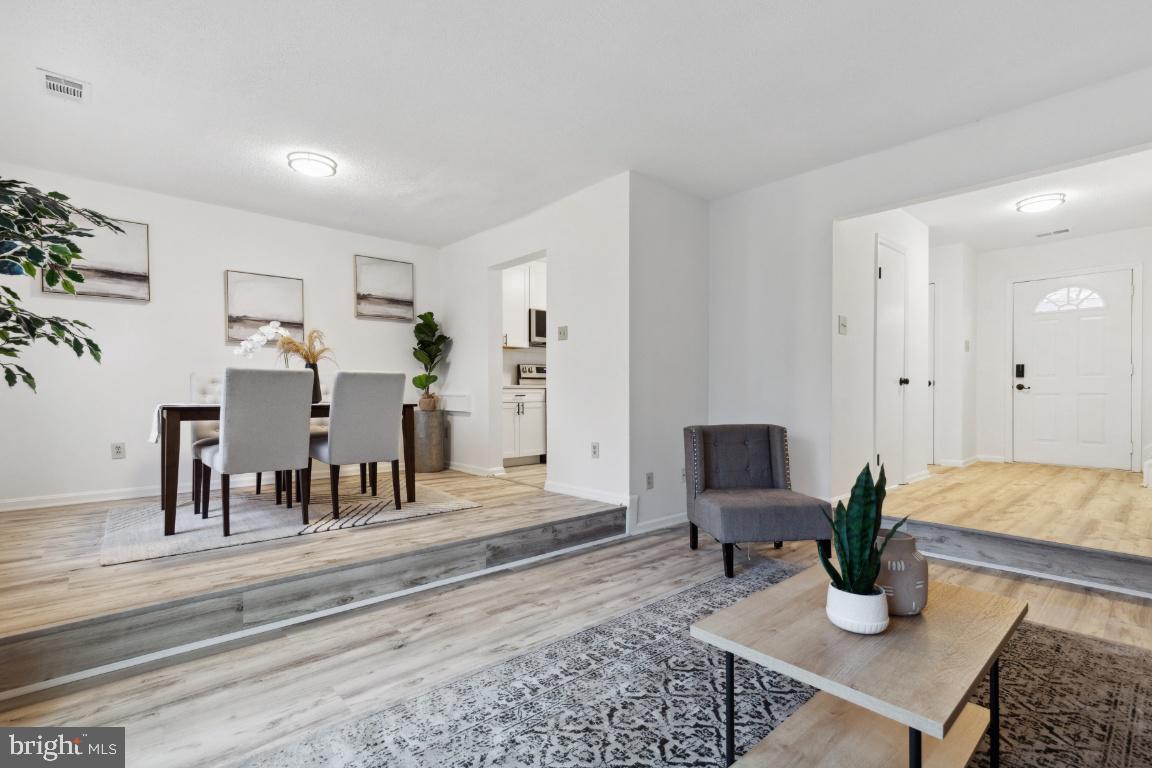 RYON WOODS SUB - Residential