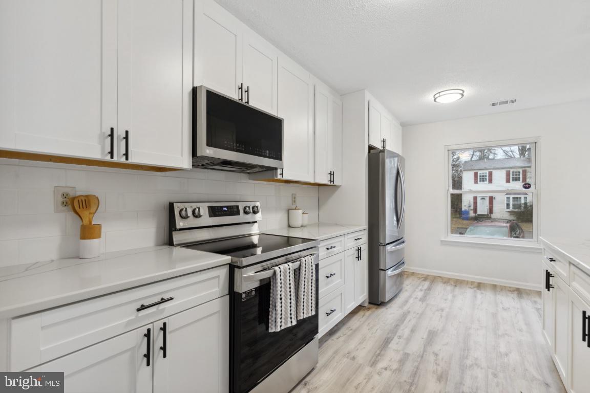 RYON WOODS SUB - Residential