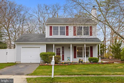 147 Spruce Circle N, Barnegat, NJ MLS: NJOC2033208