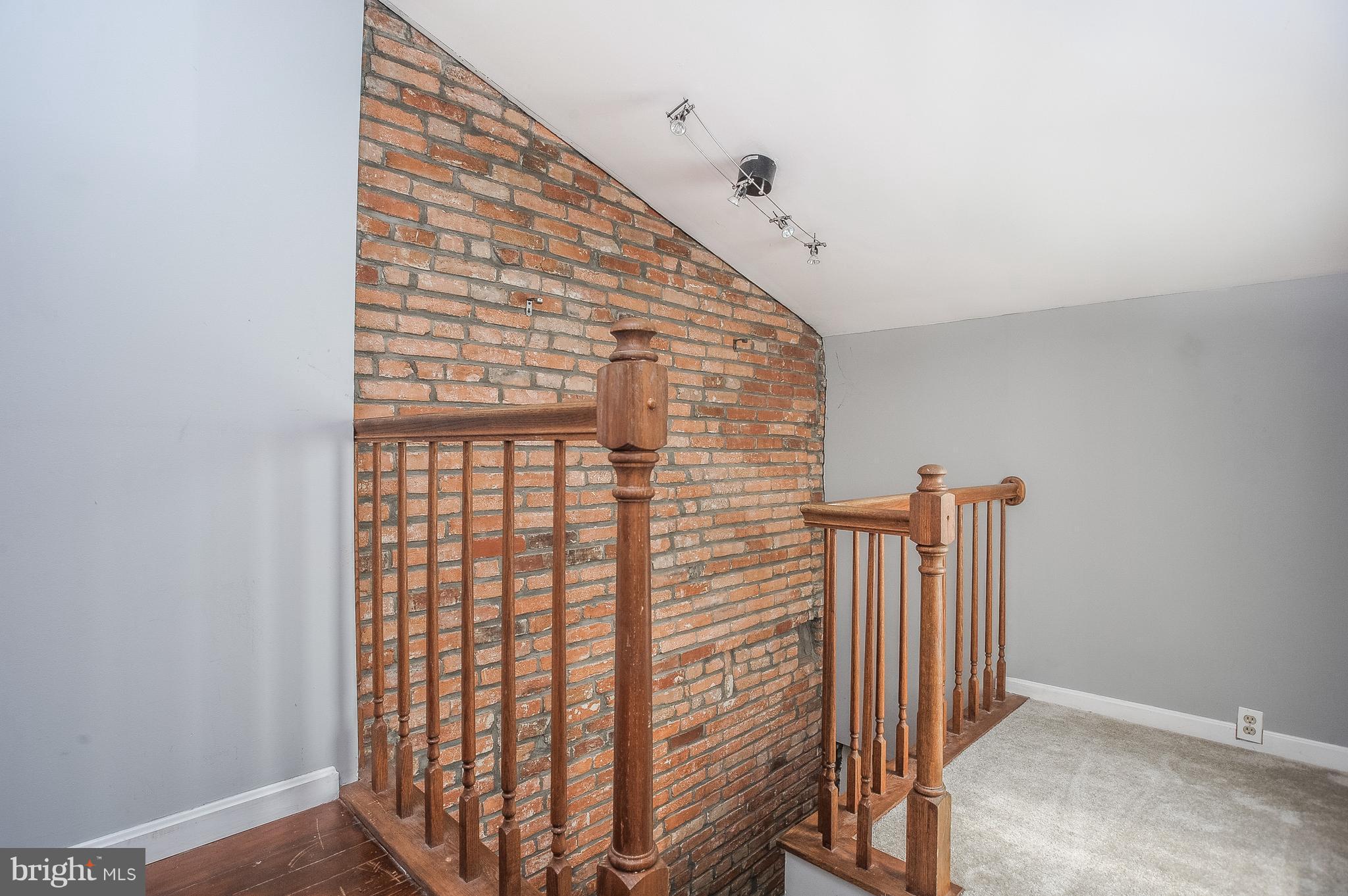 FEDERAL HILL HISTORIC DISTRICT - Residential Lease