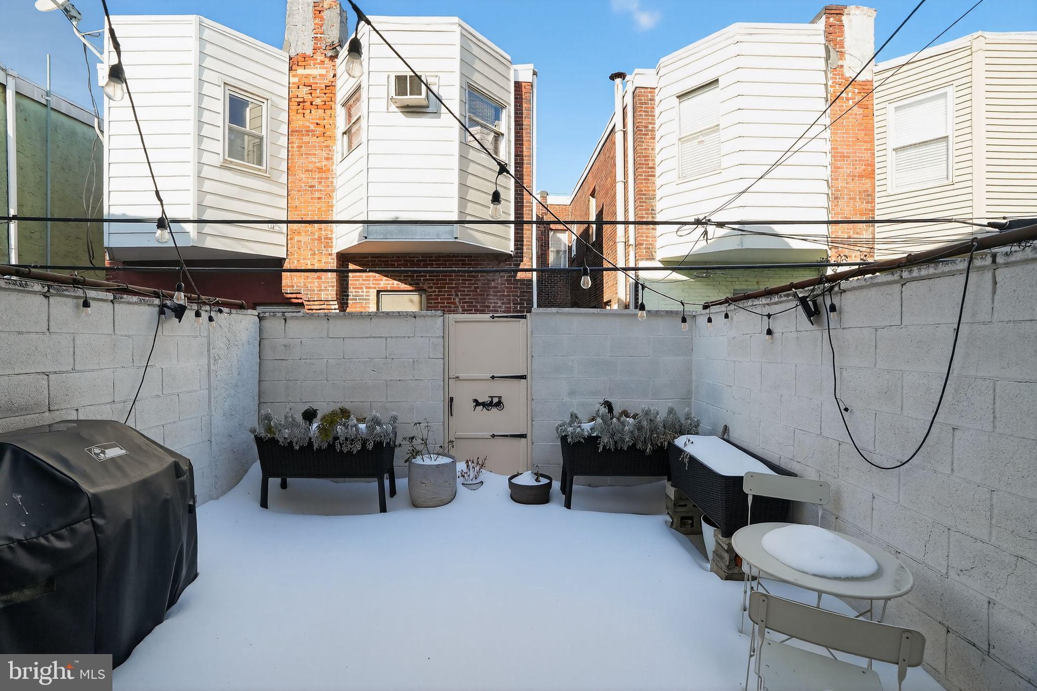 GIRARD ESTATES - Residential