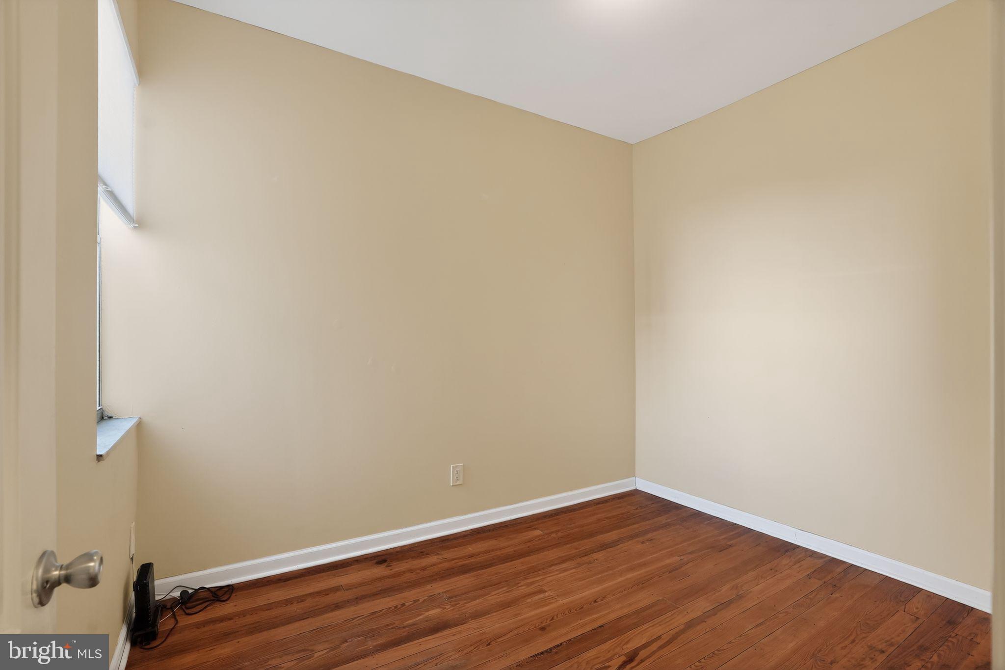 GIRARD ESTATES - Residential