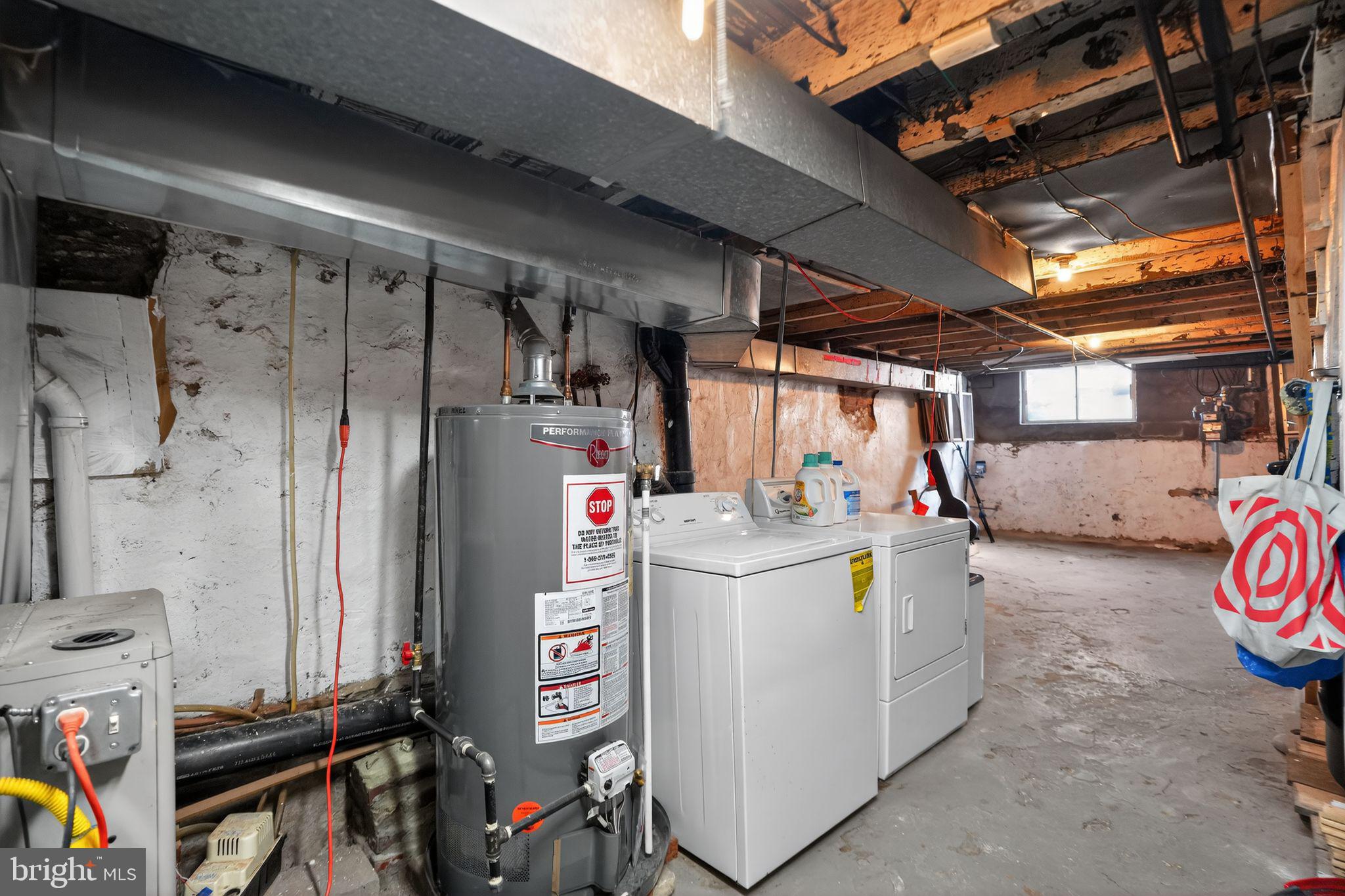 GIRARD ESTATES - Residential