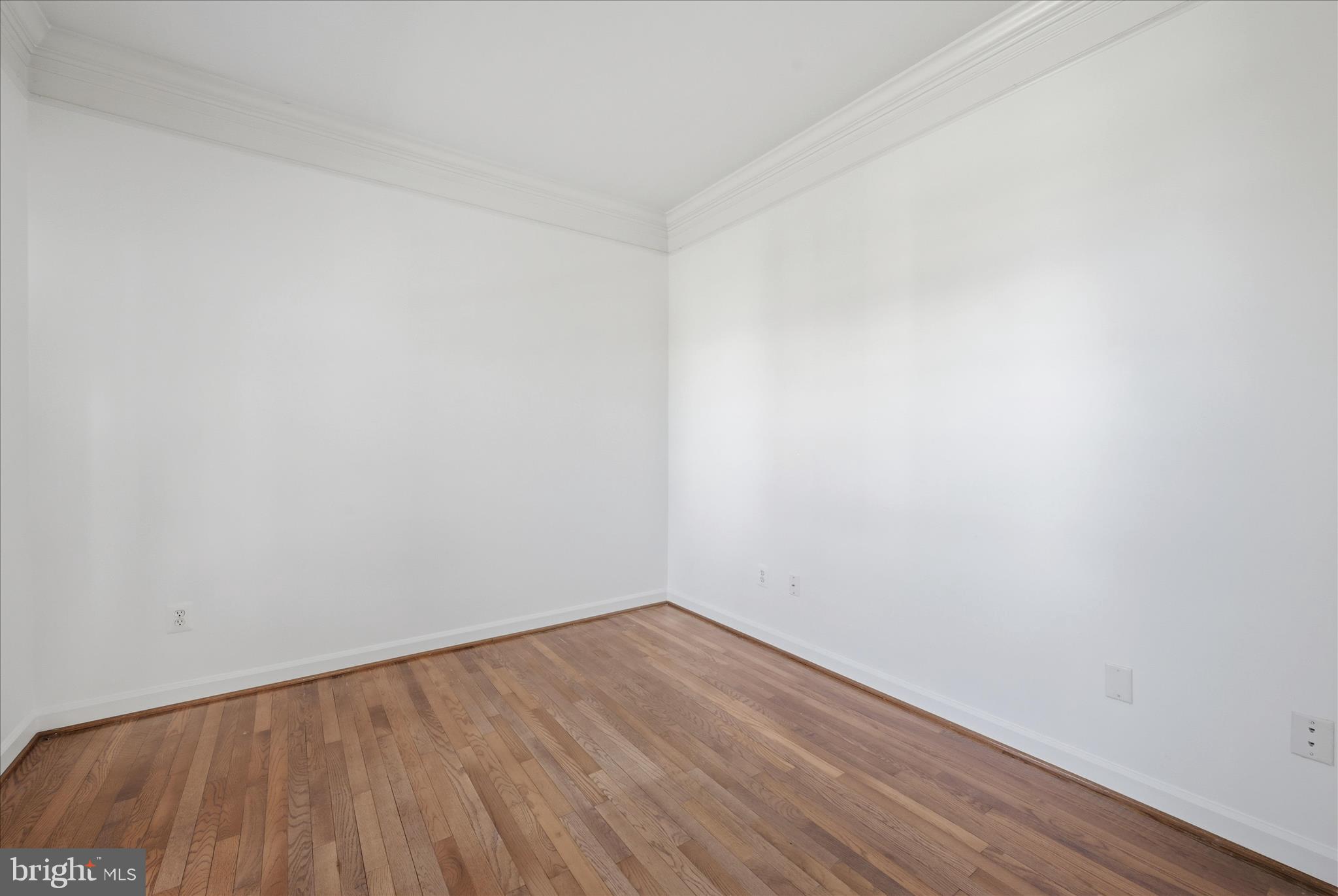 VIRGINIA OAKS - Residential