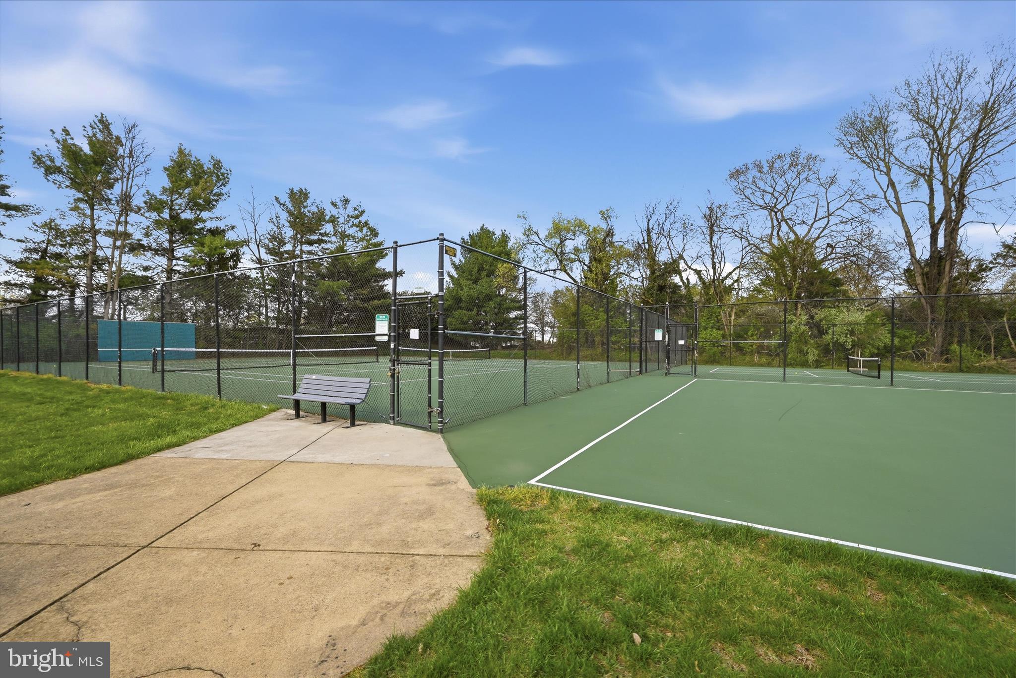 VIRGINIA OAKS - Residential