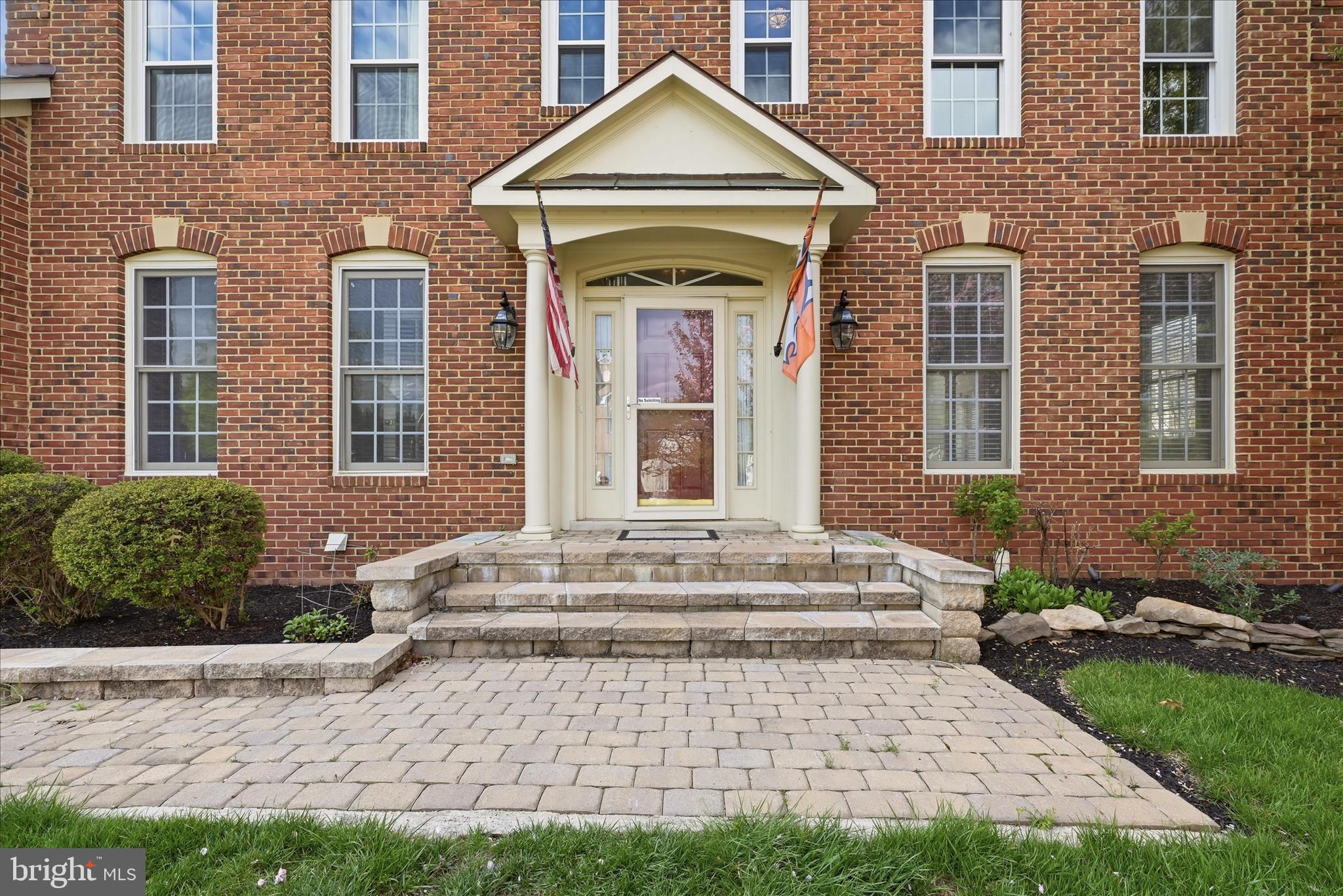 VIRGINIA OAKS - Residential