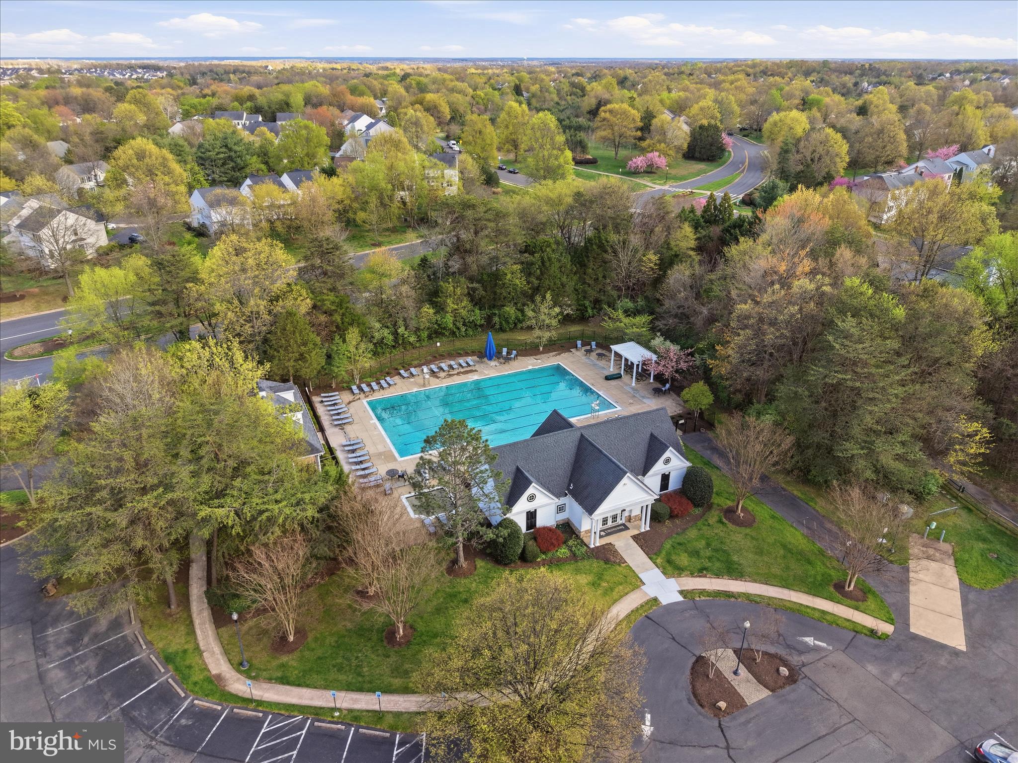 VIRGINIA OAKS - Residential